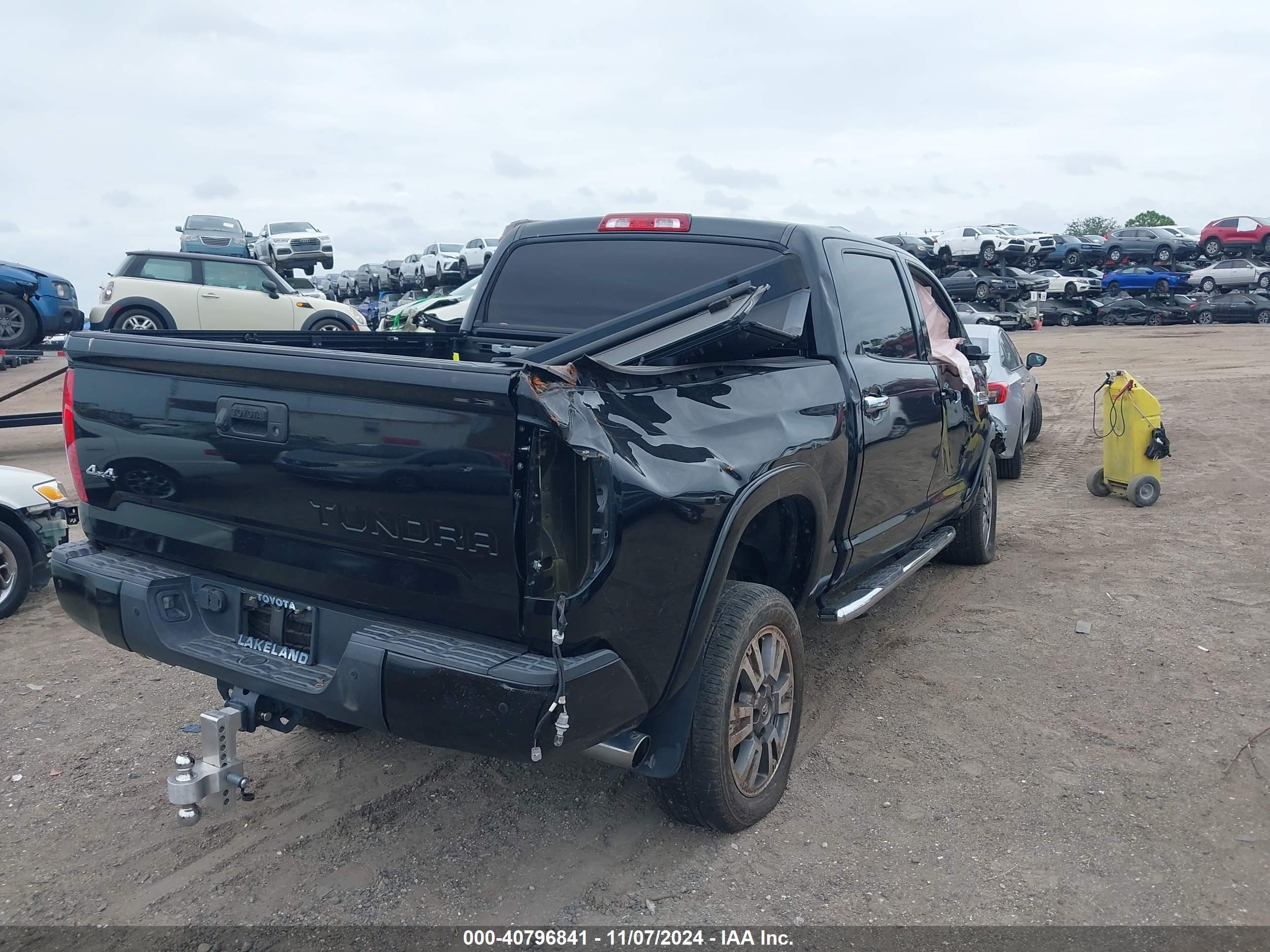 TOYOTA TUNDRA image 4