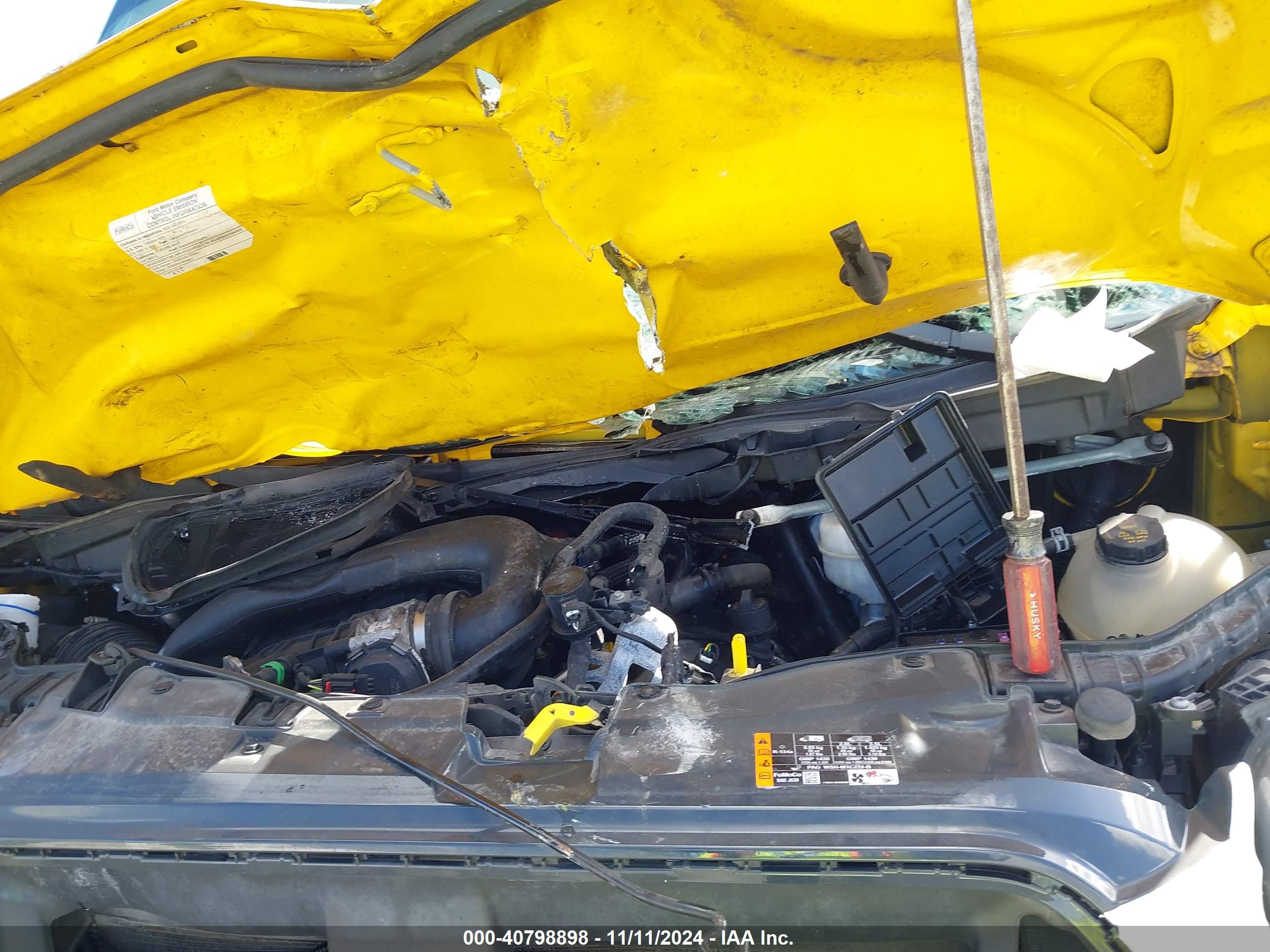 FORD TRANSIT-250 image 10