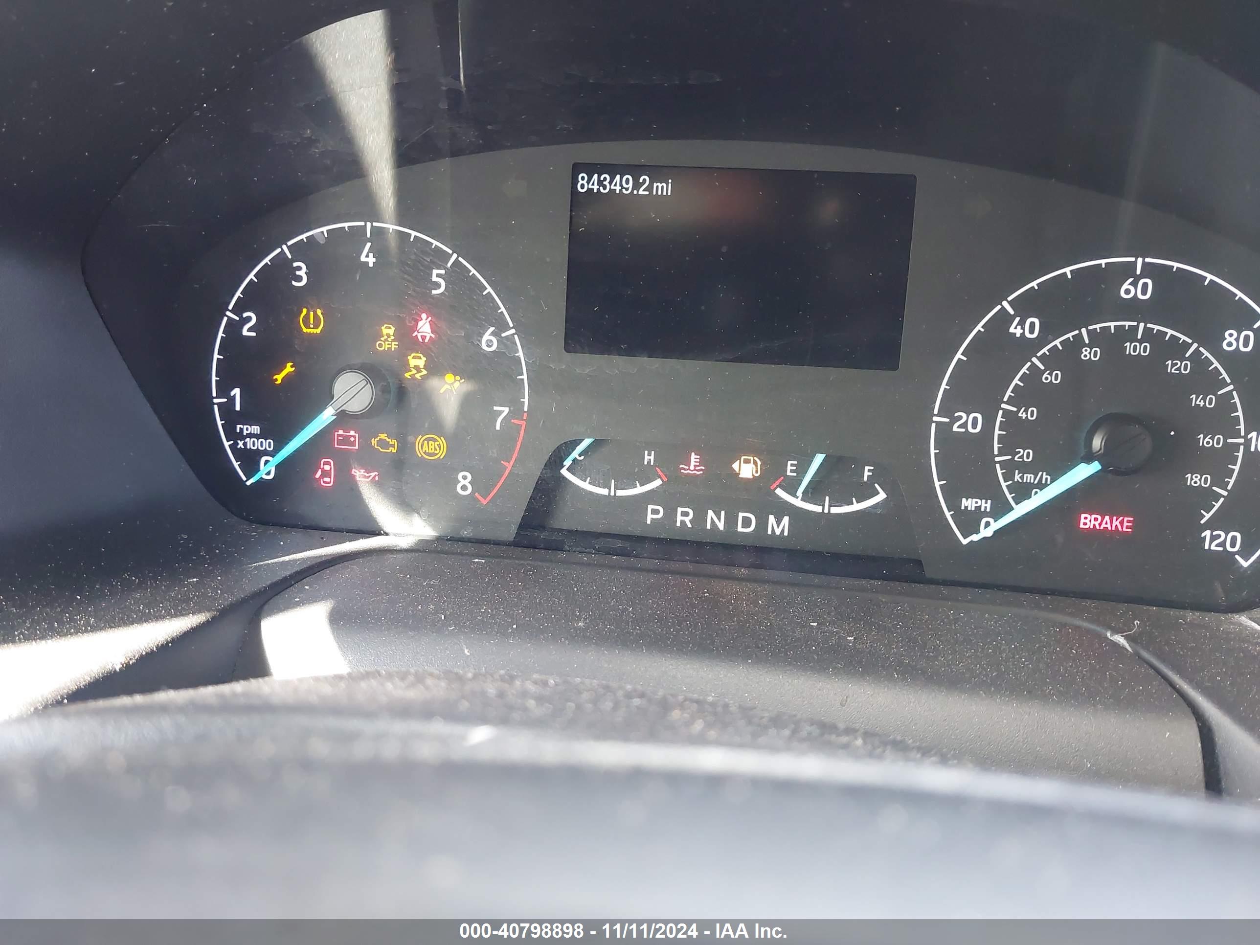 FORD TRANSIT-250 image 7