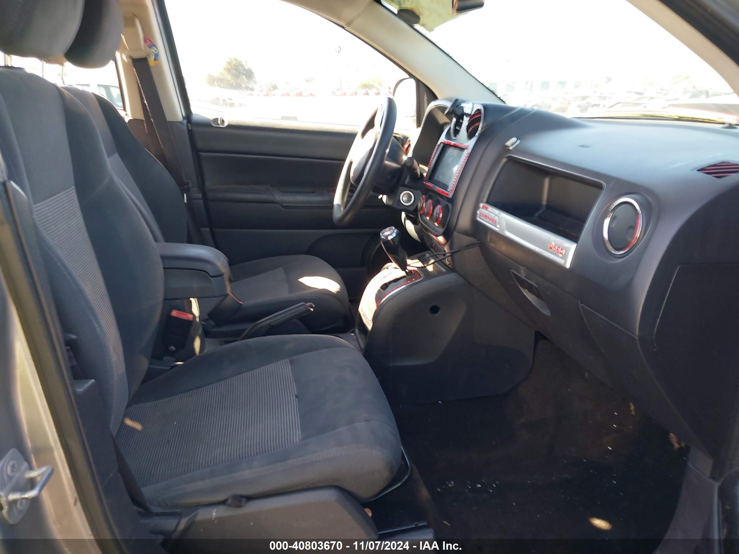 JEEP COMPASS image 5