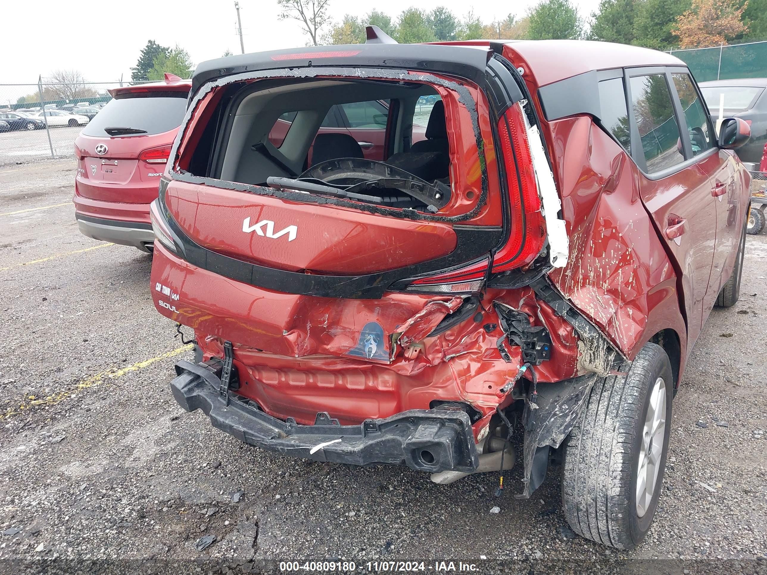 KIA SOUL image 6