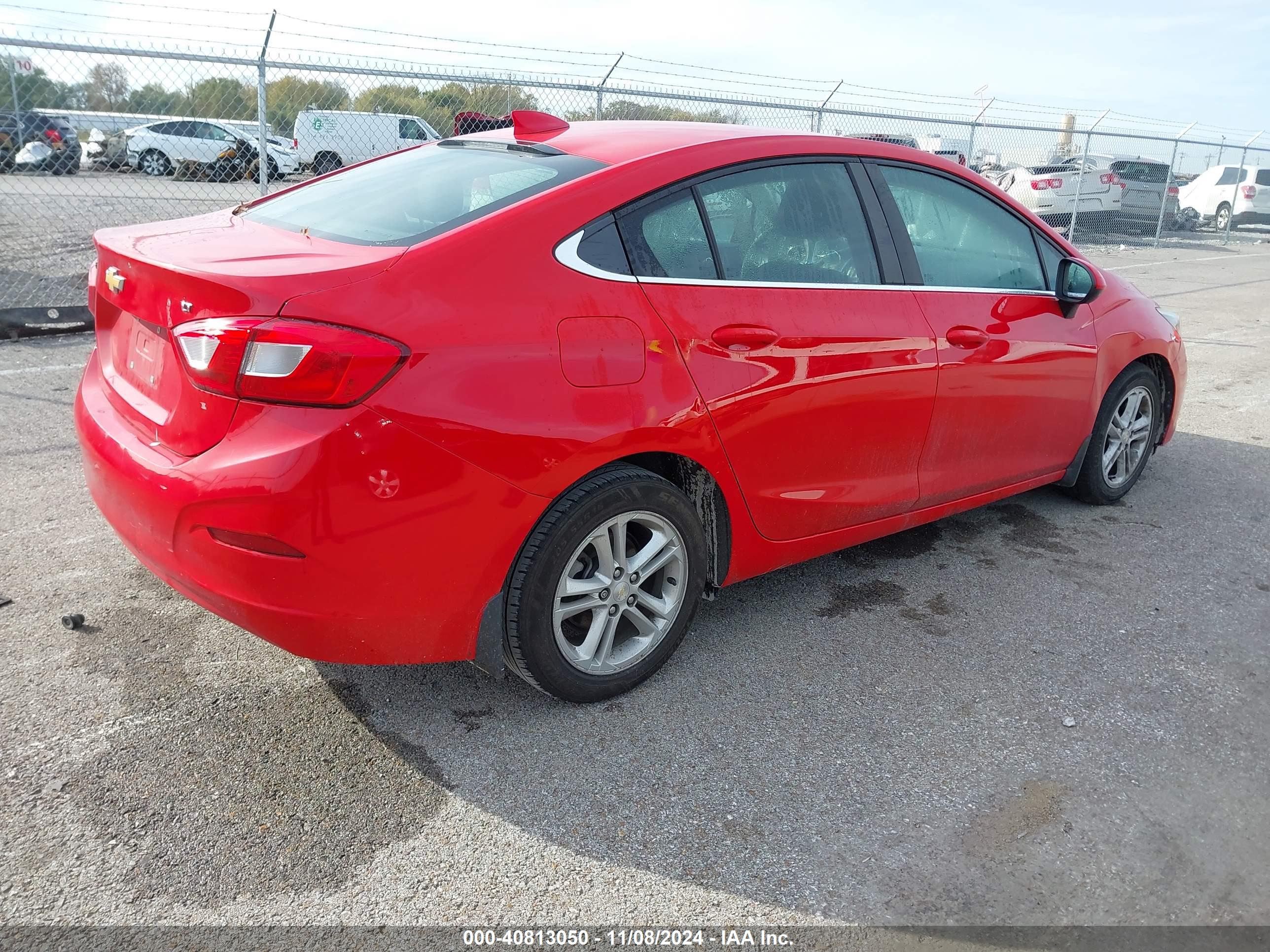 CHEVROLET CRUZE image 4