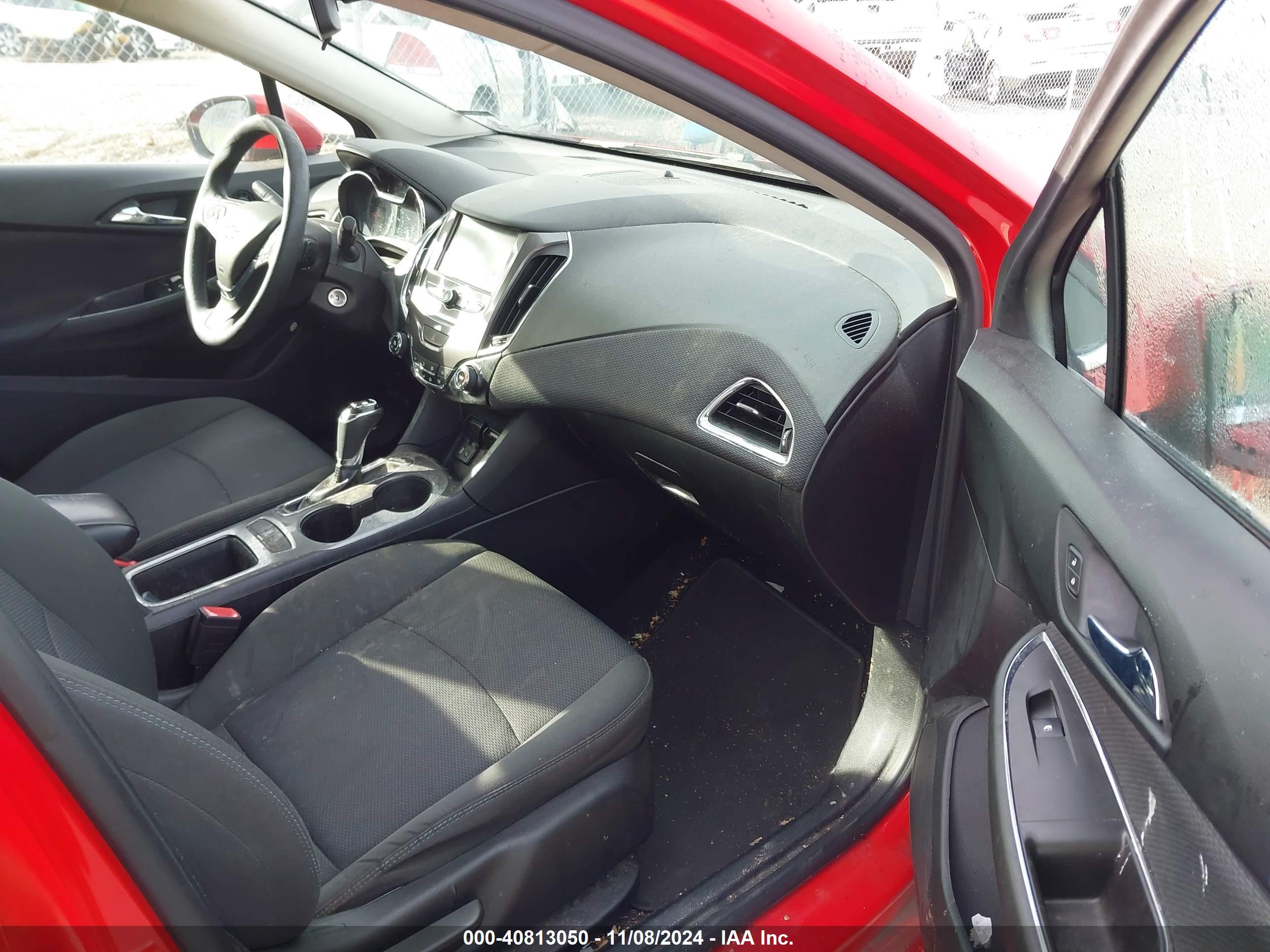 CHEVROLET CRUZE image 5