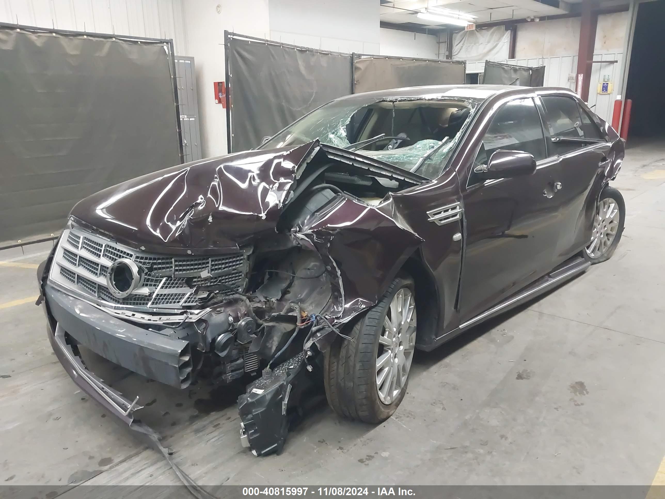 CADILLAC STS image 2