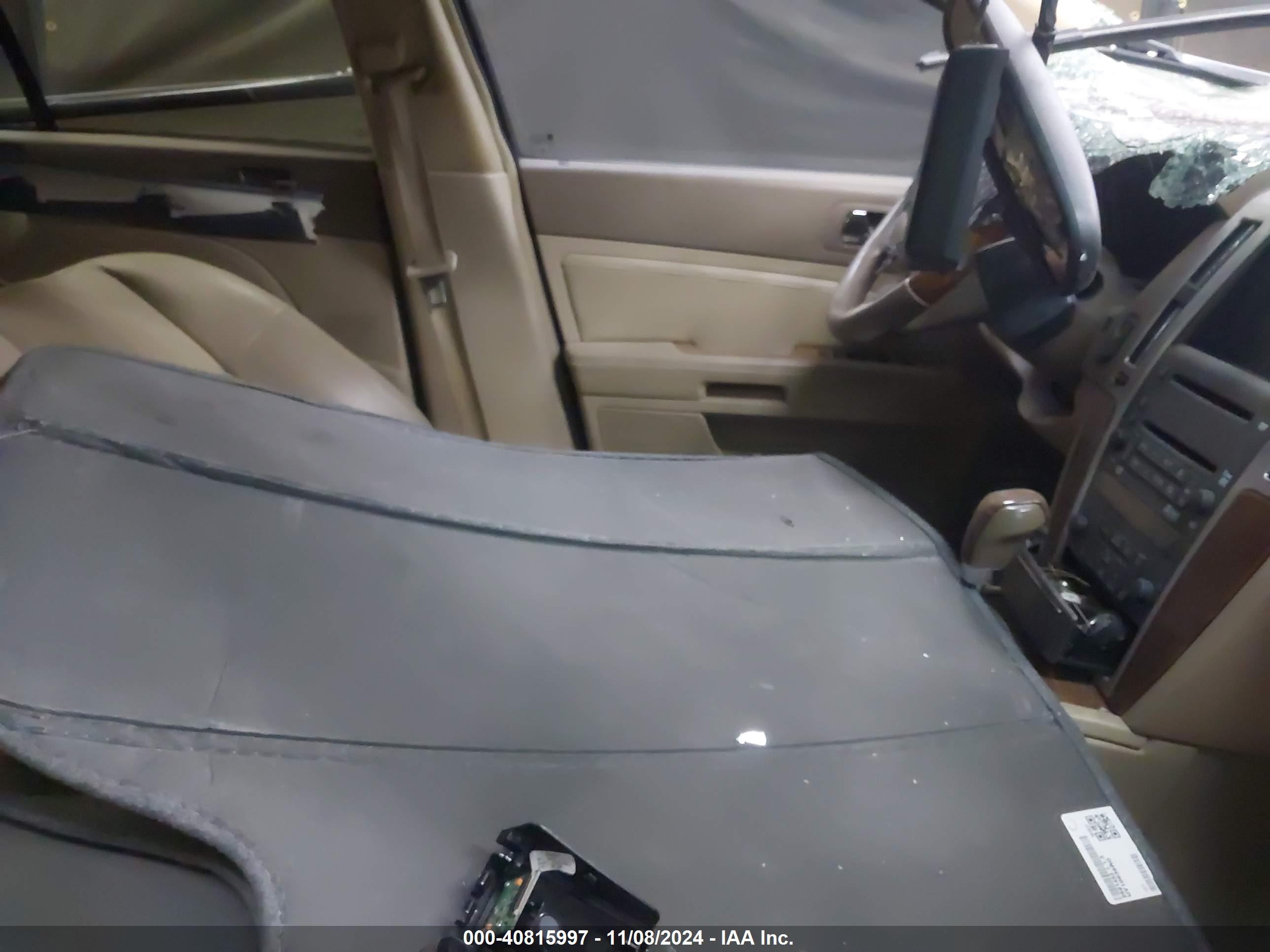 CADILLAC STS image 5