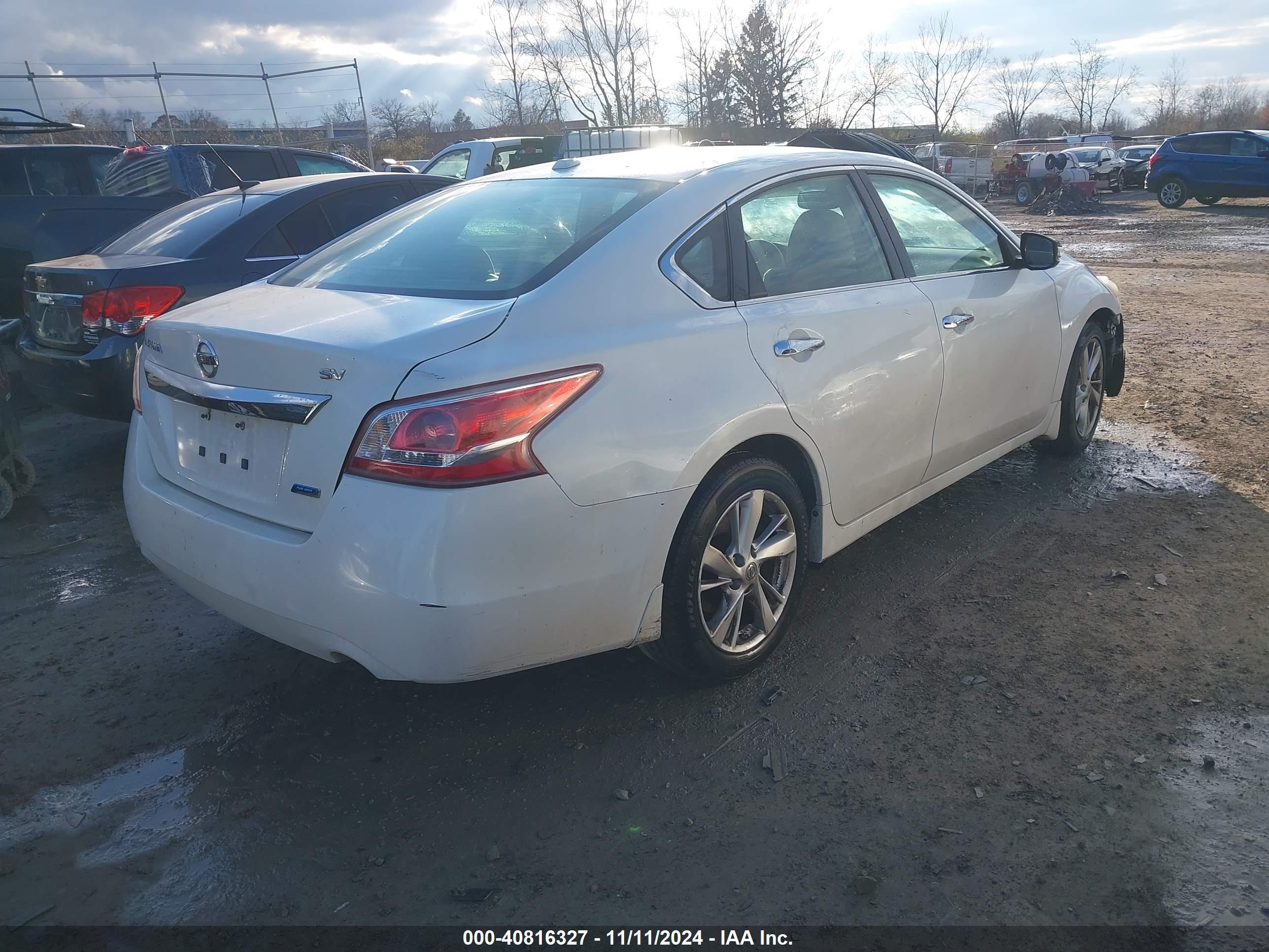 NISSAN ALTIMA image 4