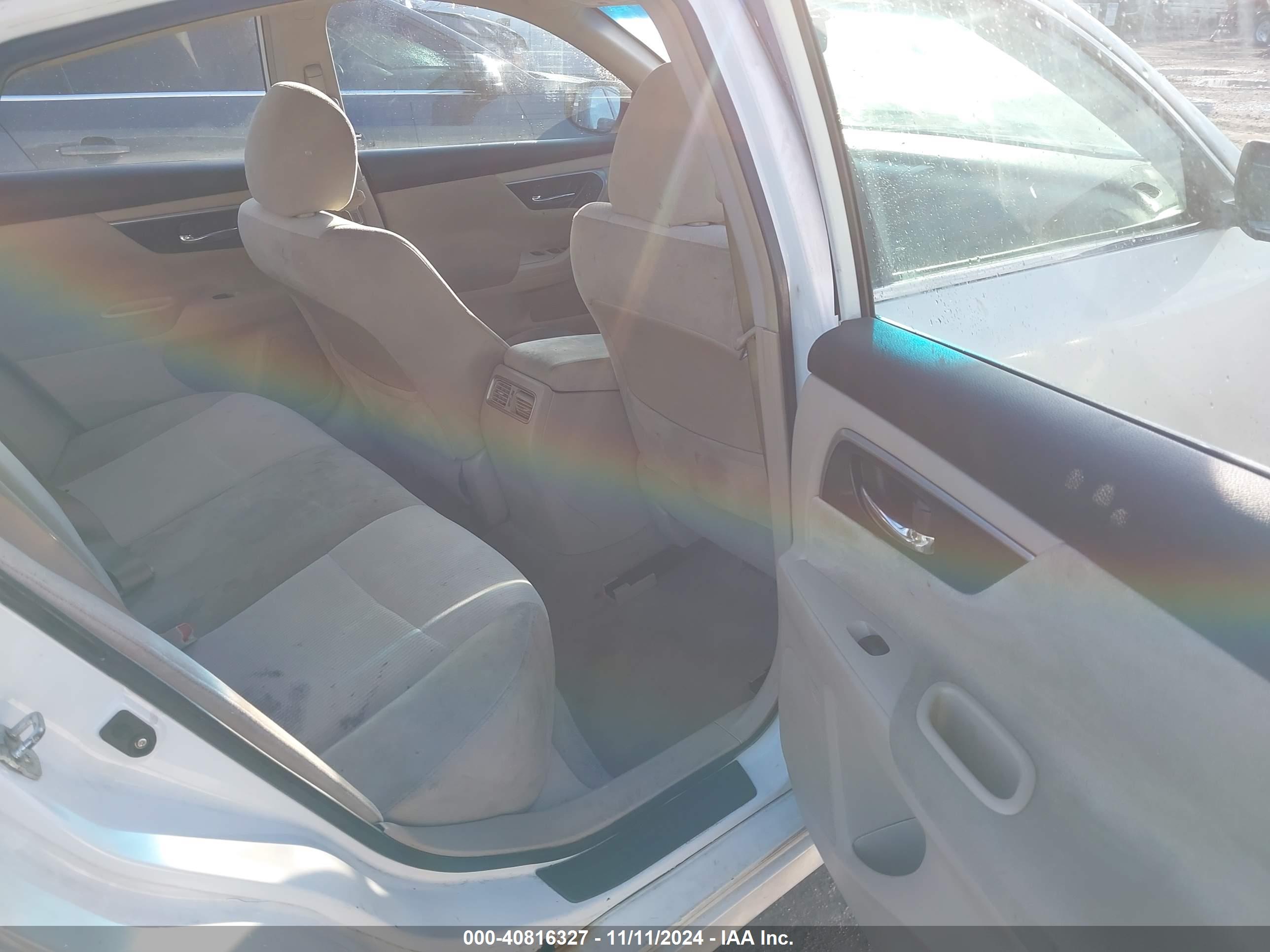 NISSAN ALTIMA image 8