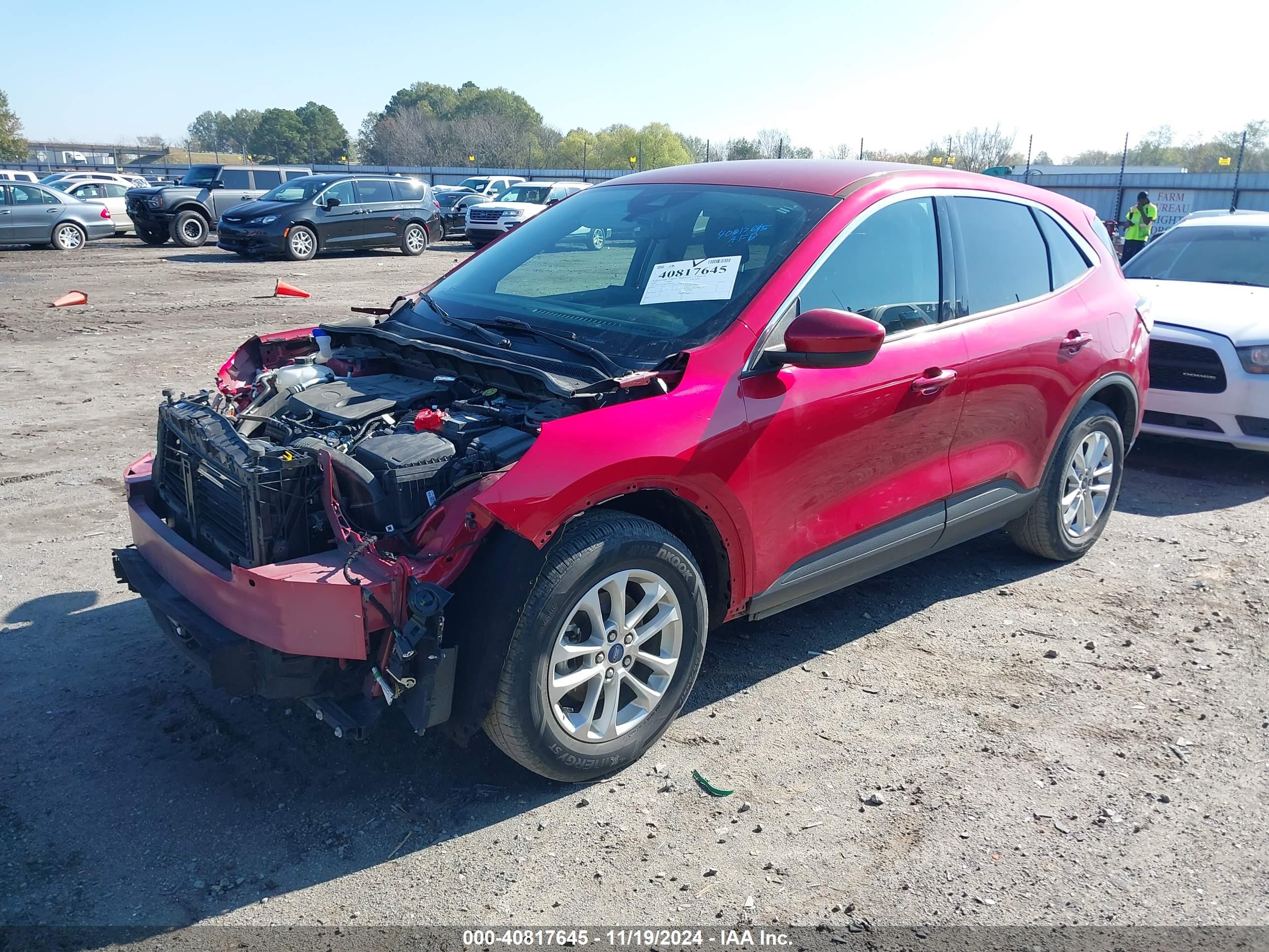 FORD ESCAPE image 2