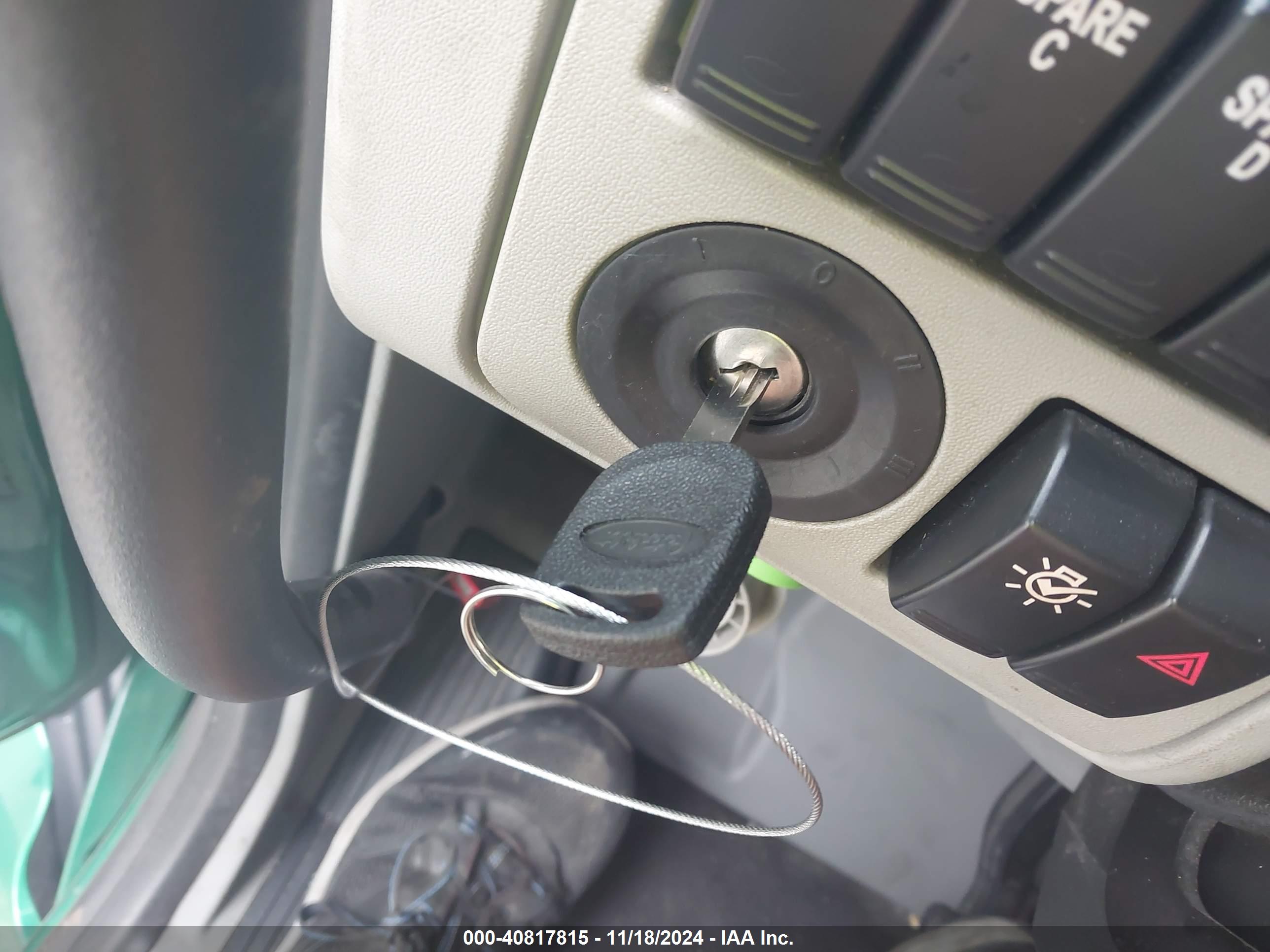 PETERBILT 579 image 11