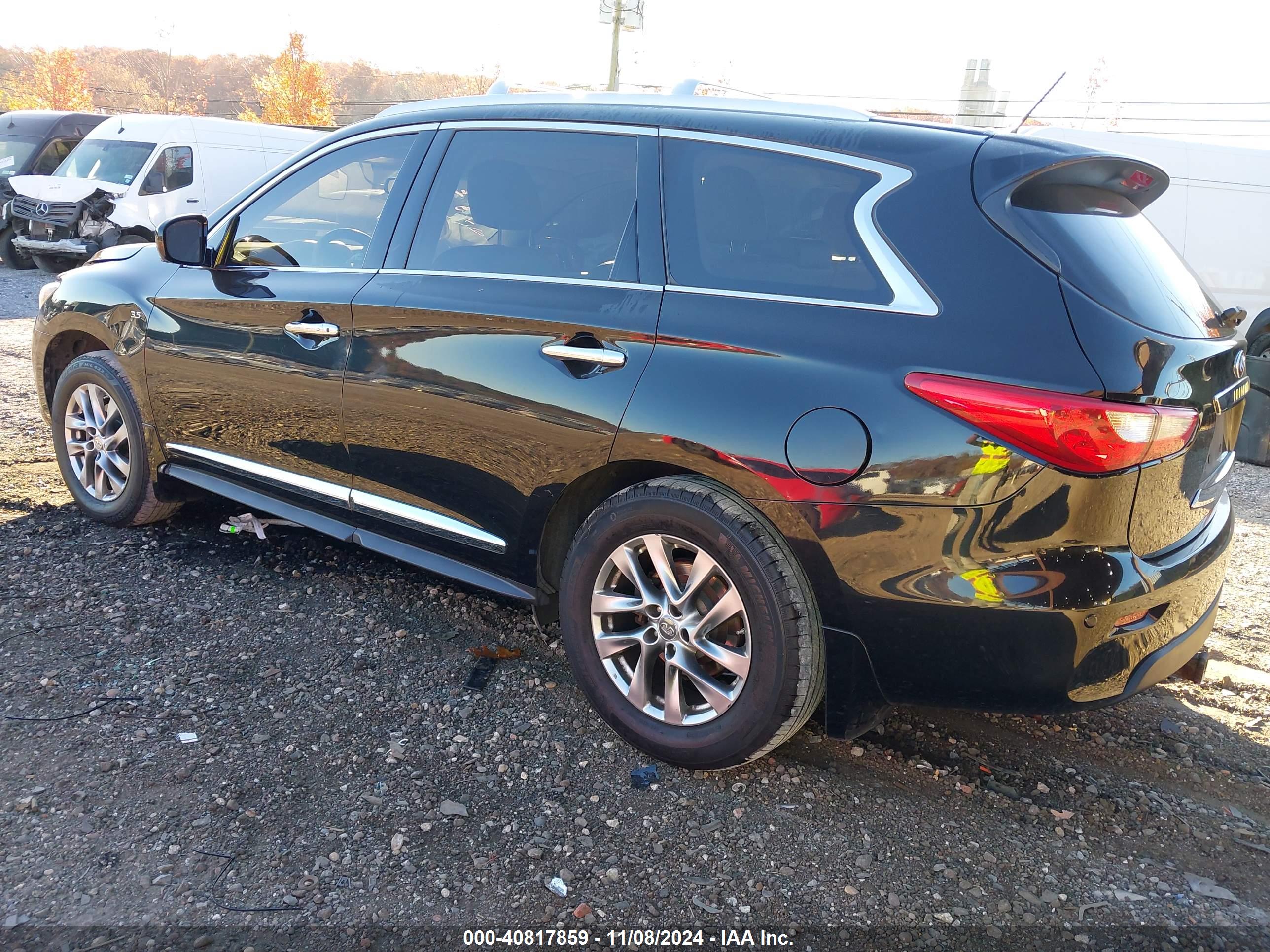 INFINITI QX60 image 3