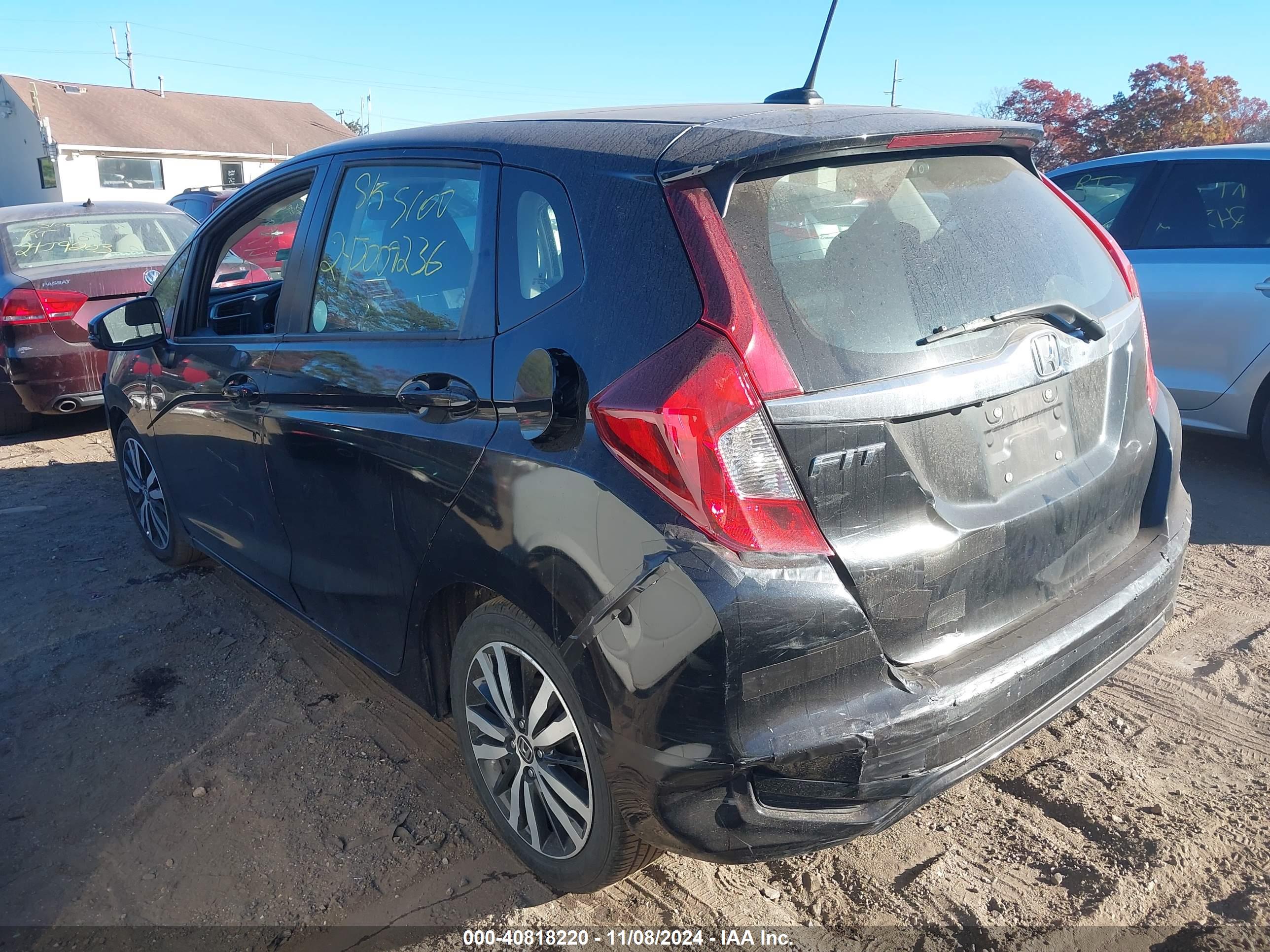 HONDA FIT image 3