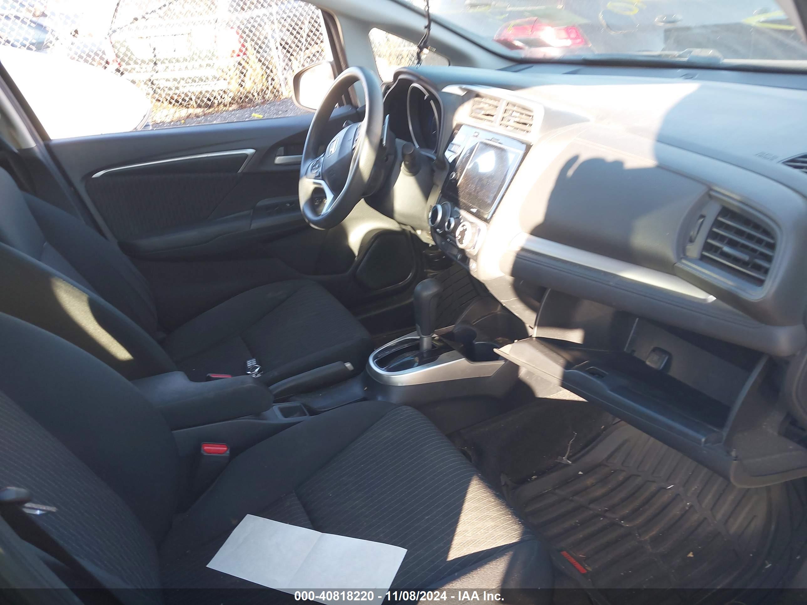 HONDA FIT image 5