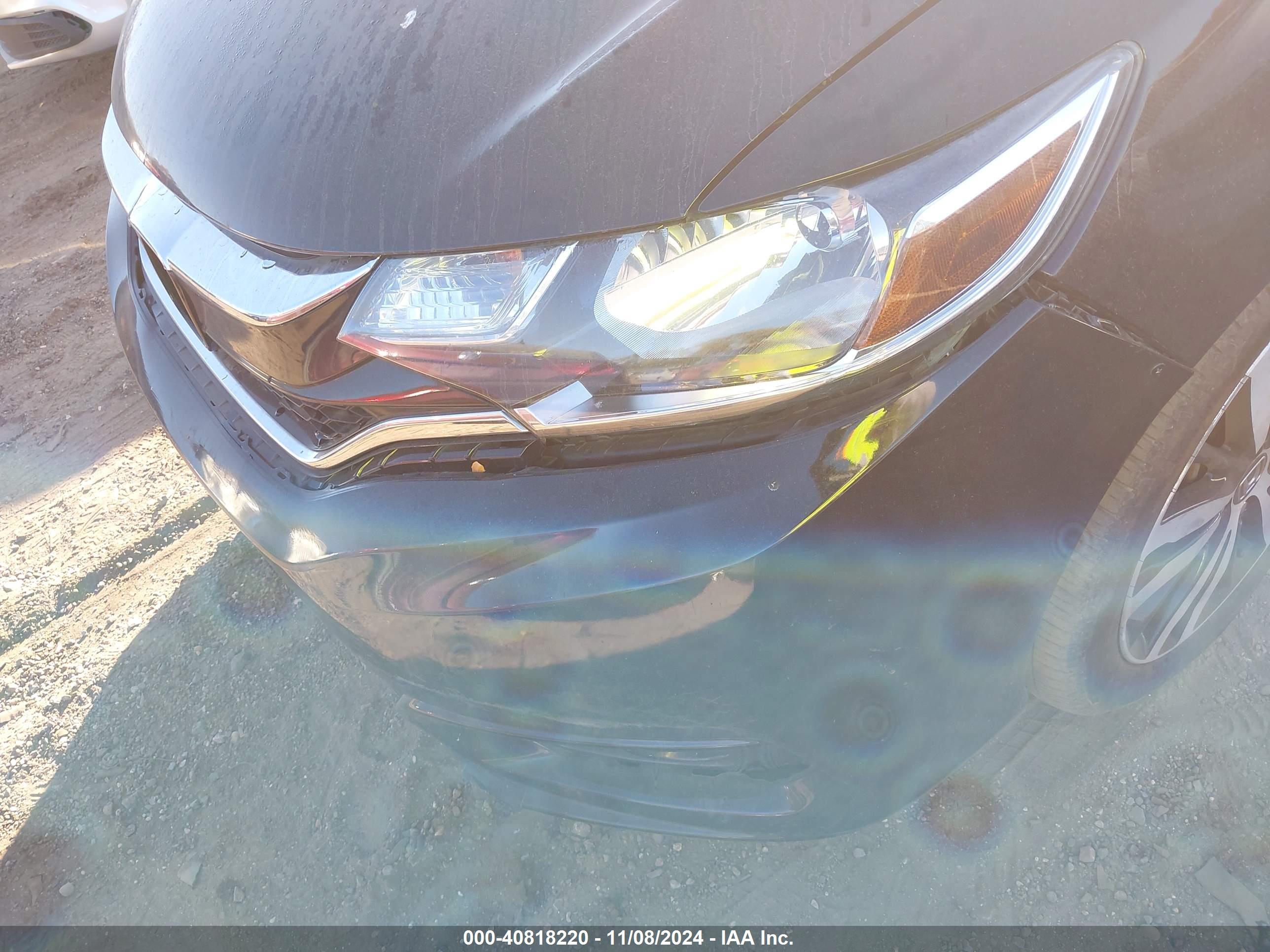 HONDA FIT image 6