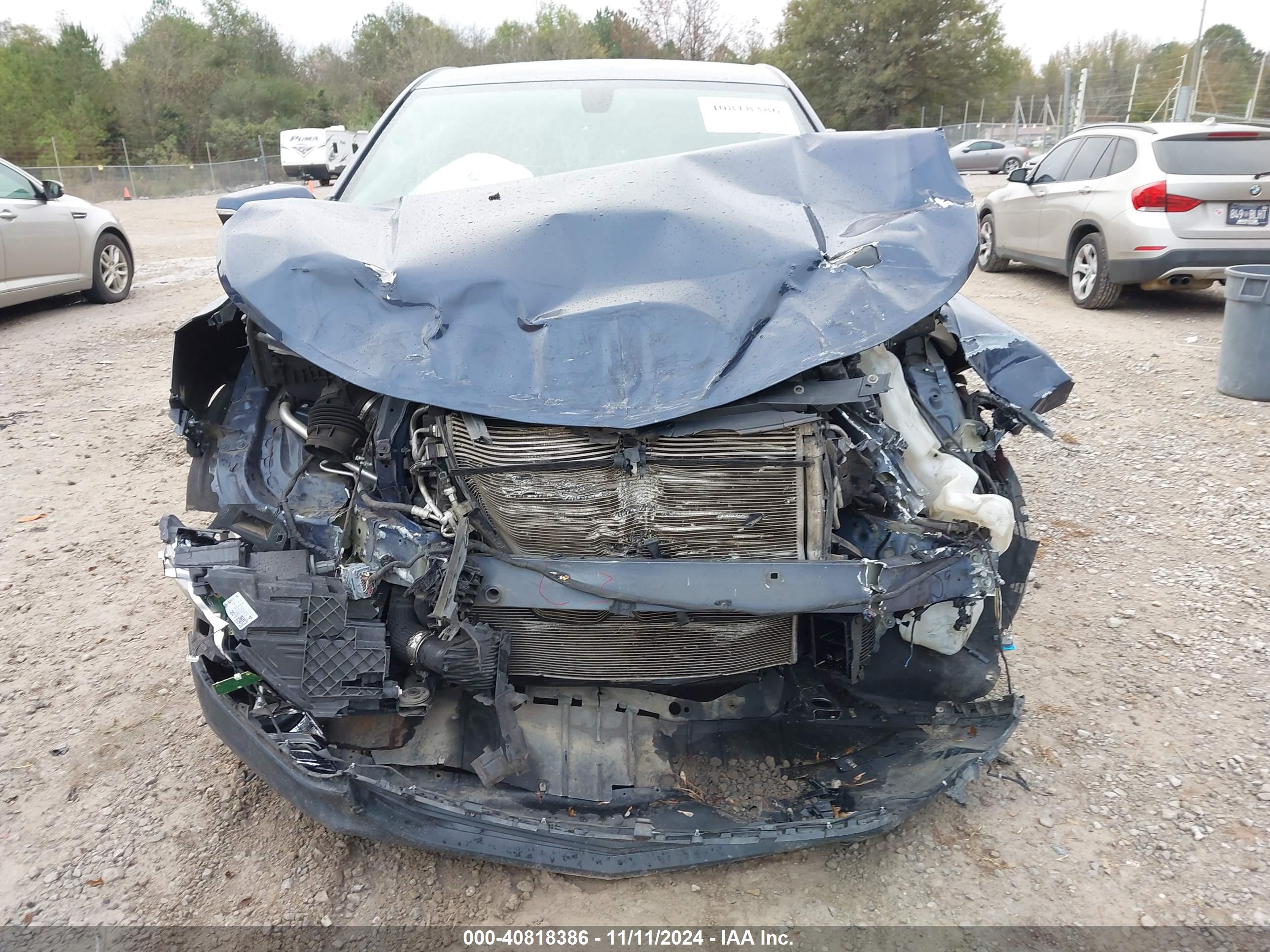 CHEVROLET EQUINOX image 6