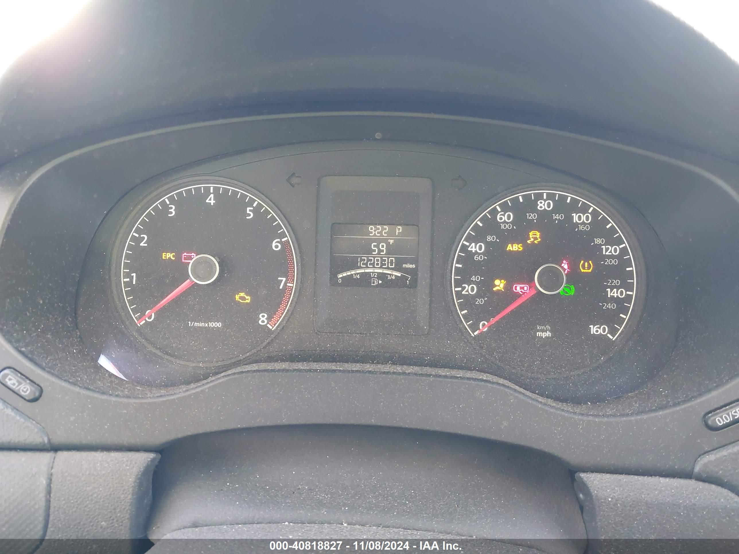 VOLKSWAGEN JETTA image 7