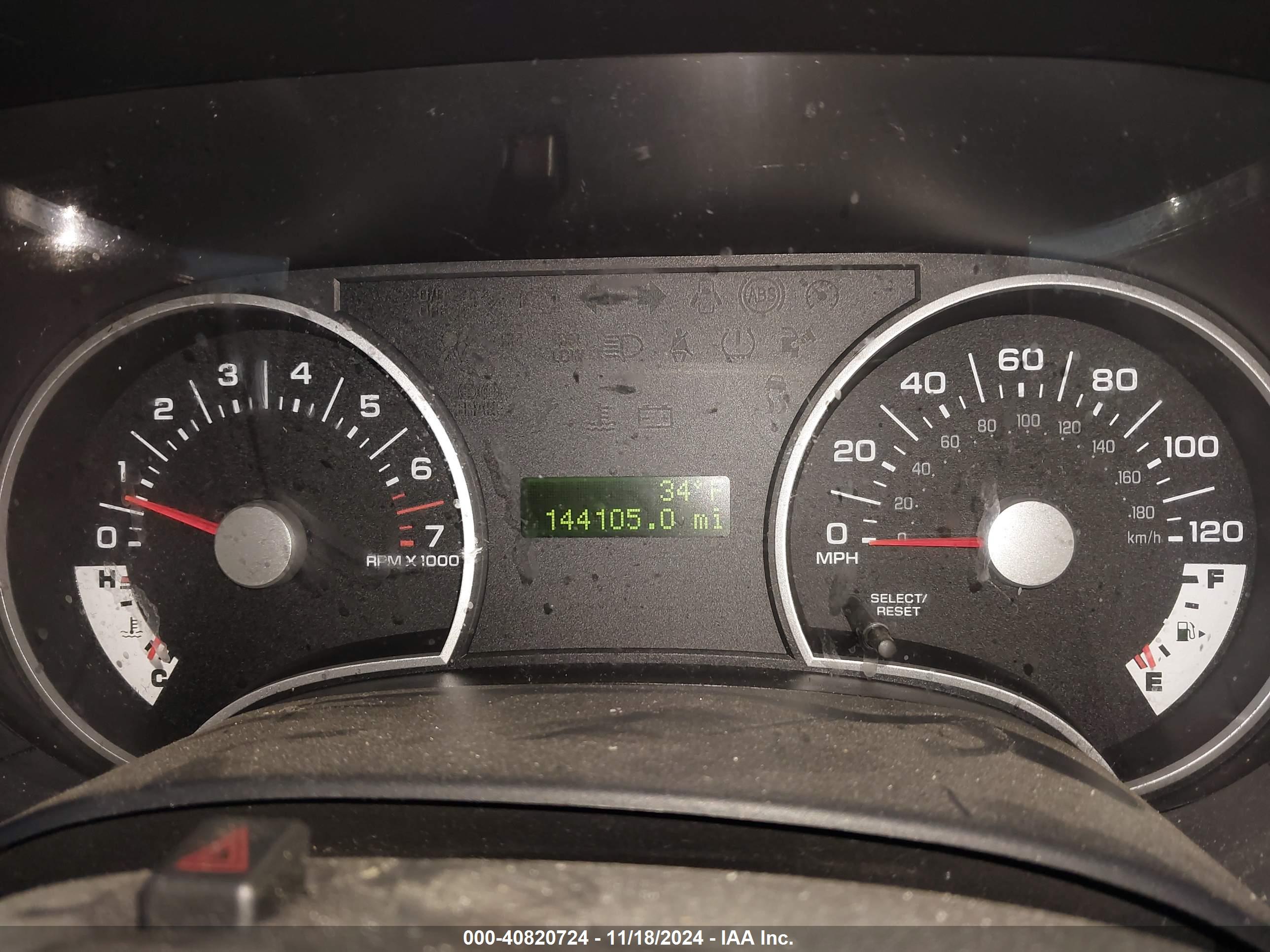 FORD EXPLORER image 7
