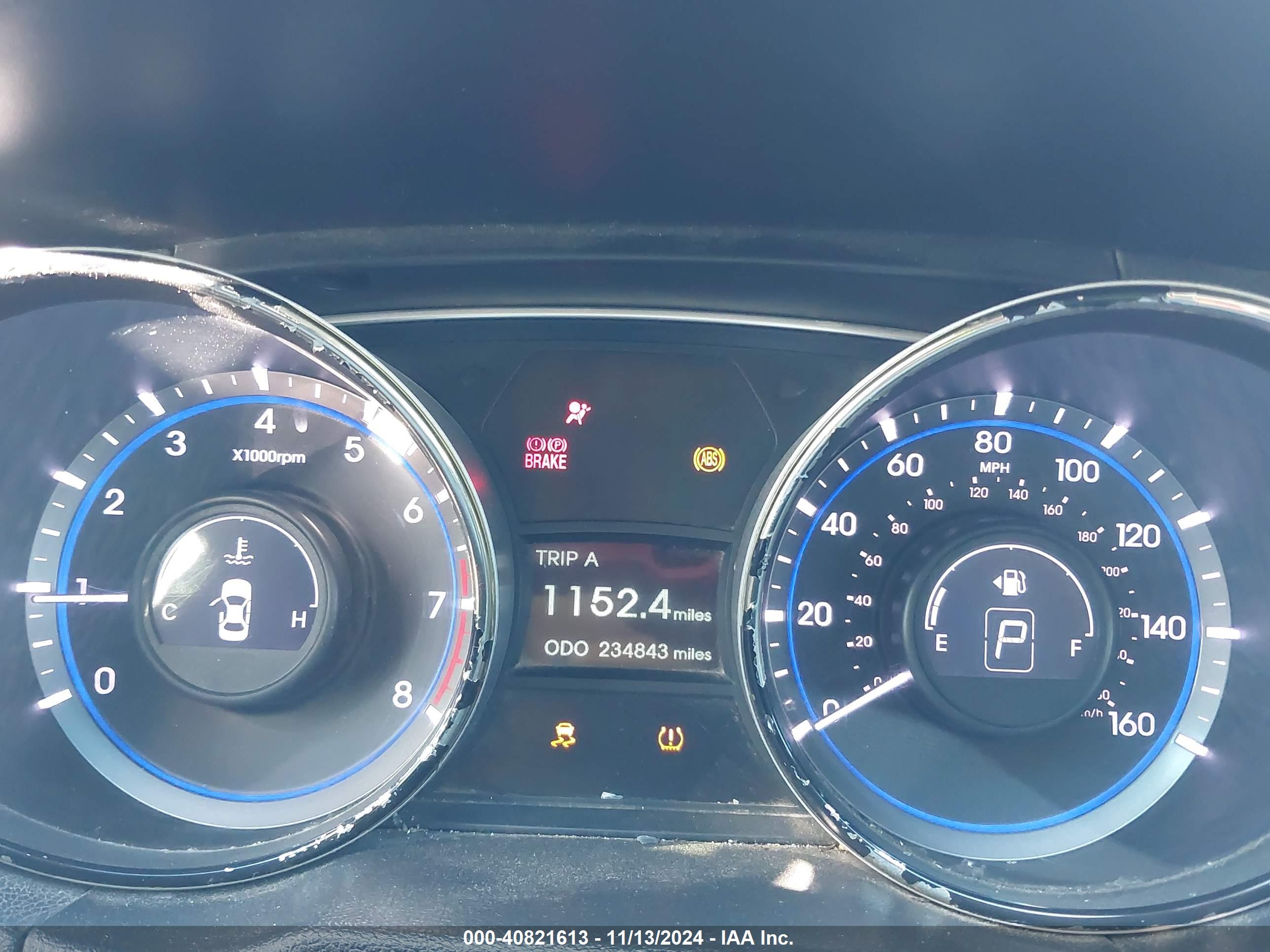 HYUNDAI SONATA image 7