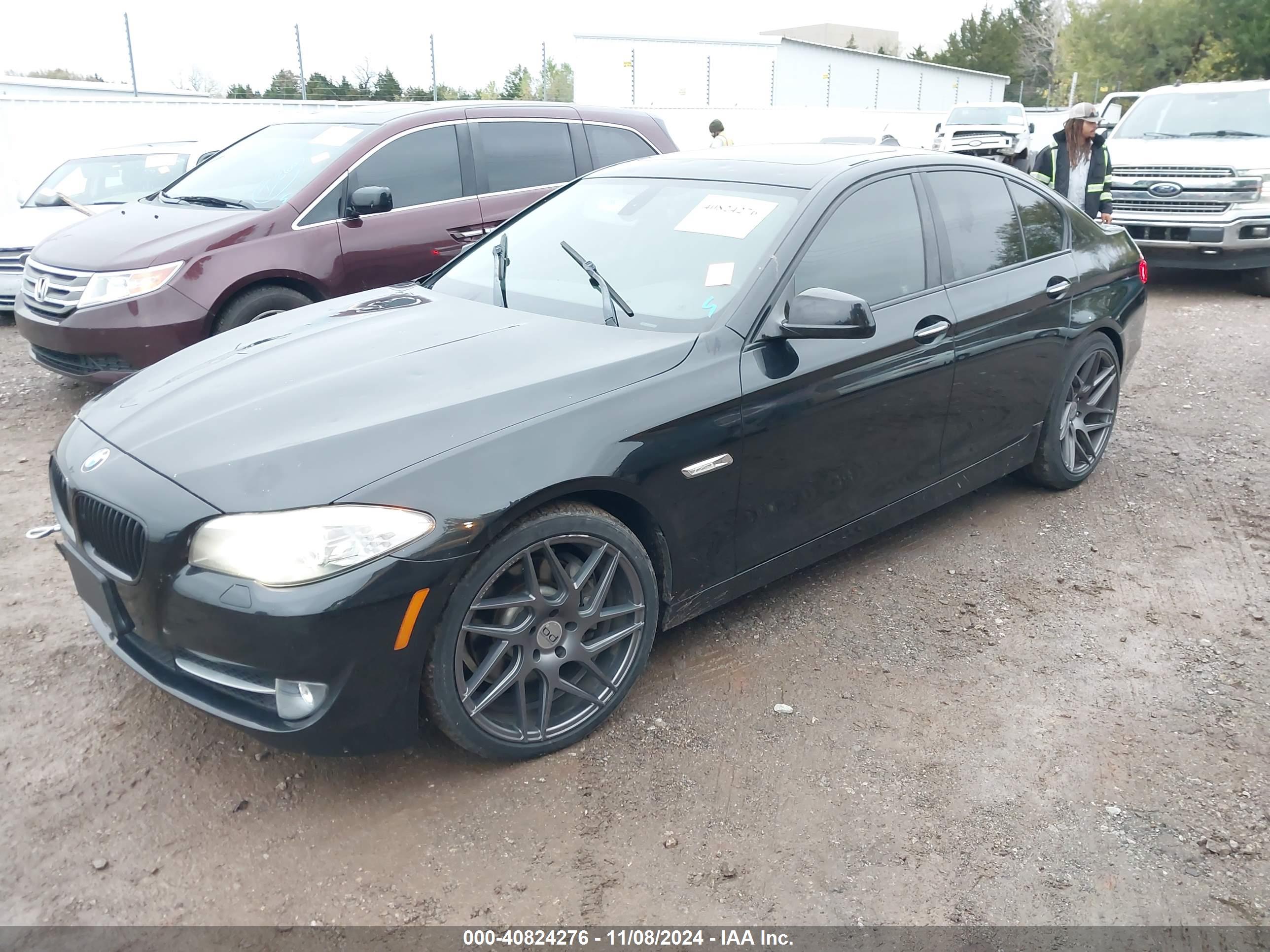 BMW 535I image 2