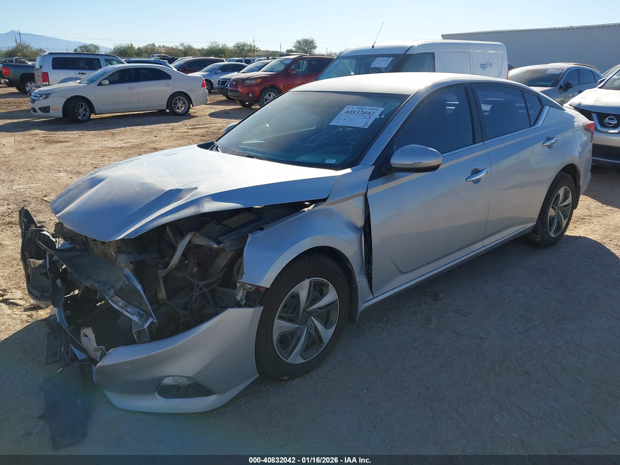 NISSAN ALTIMA image 2