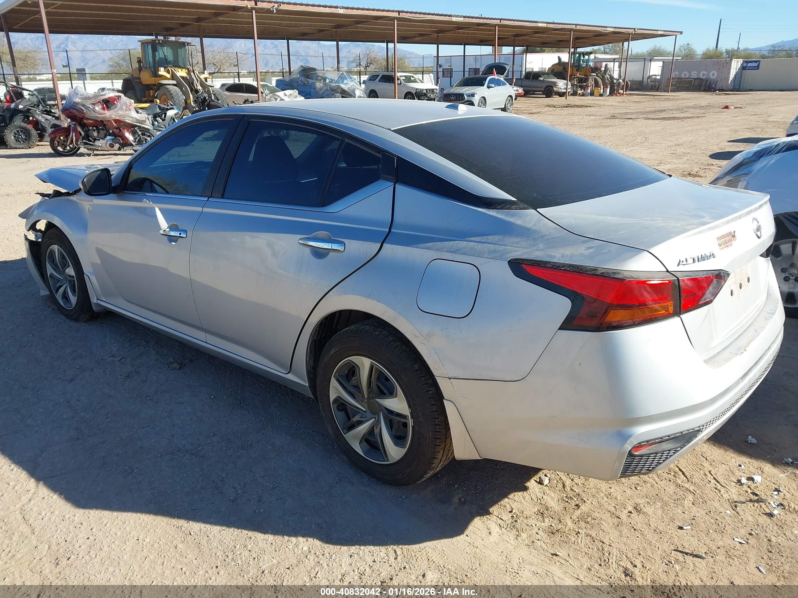 NISSAN ALTIMA image 3