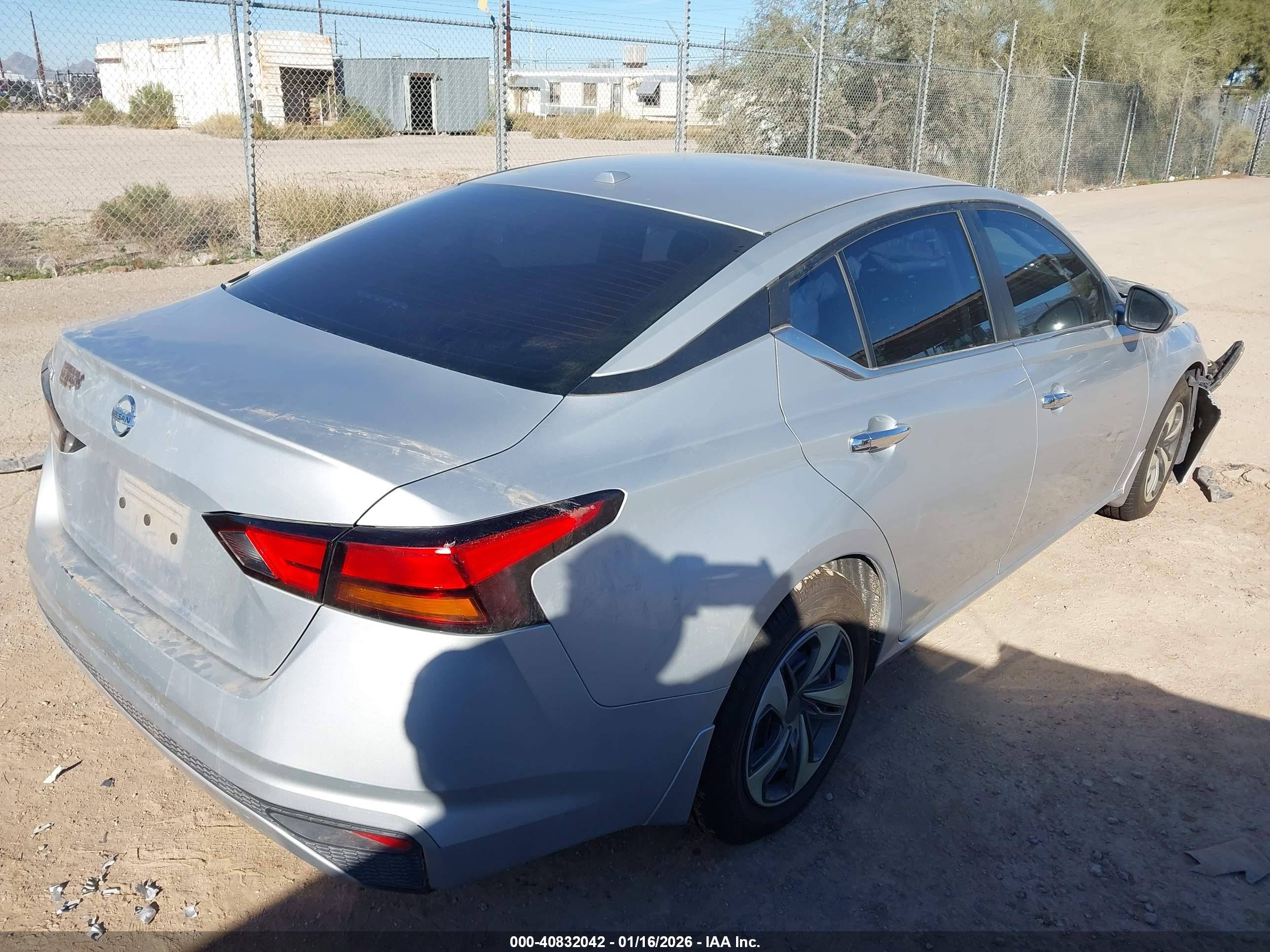 NISSAN ALTIMA image 4