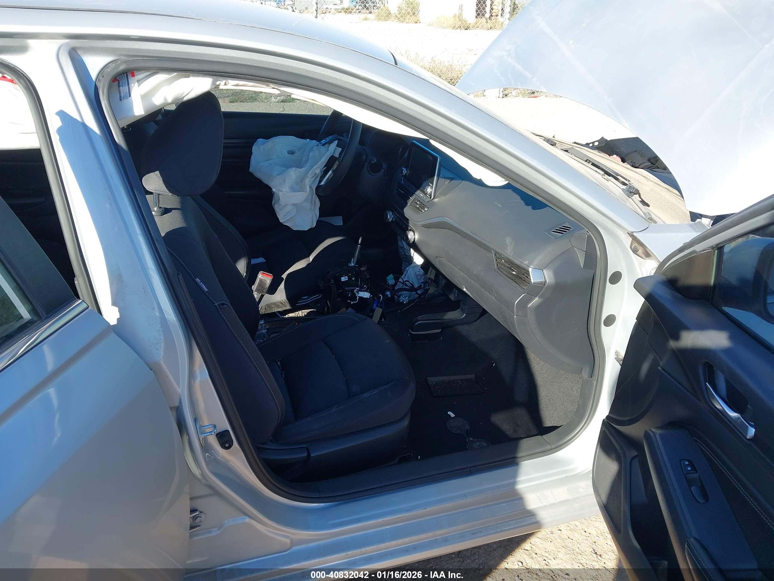 NISSAN ALTIMA image 5