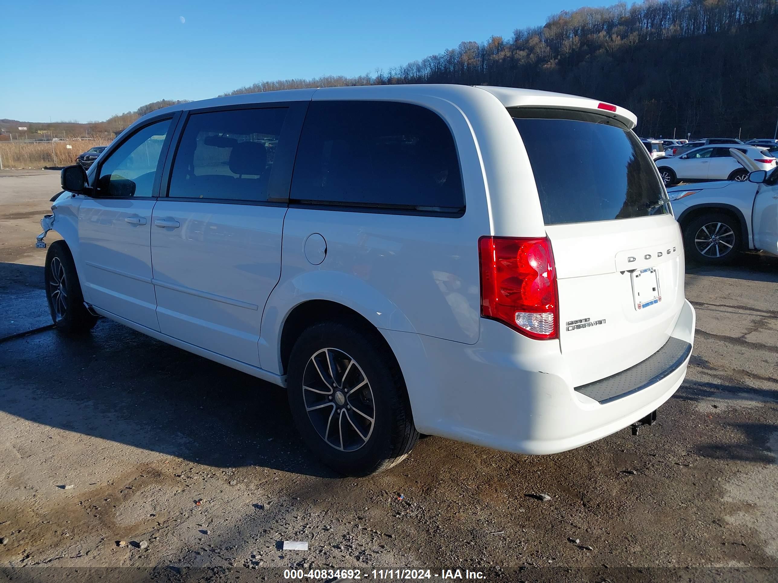 DODGE GRAND image 3