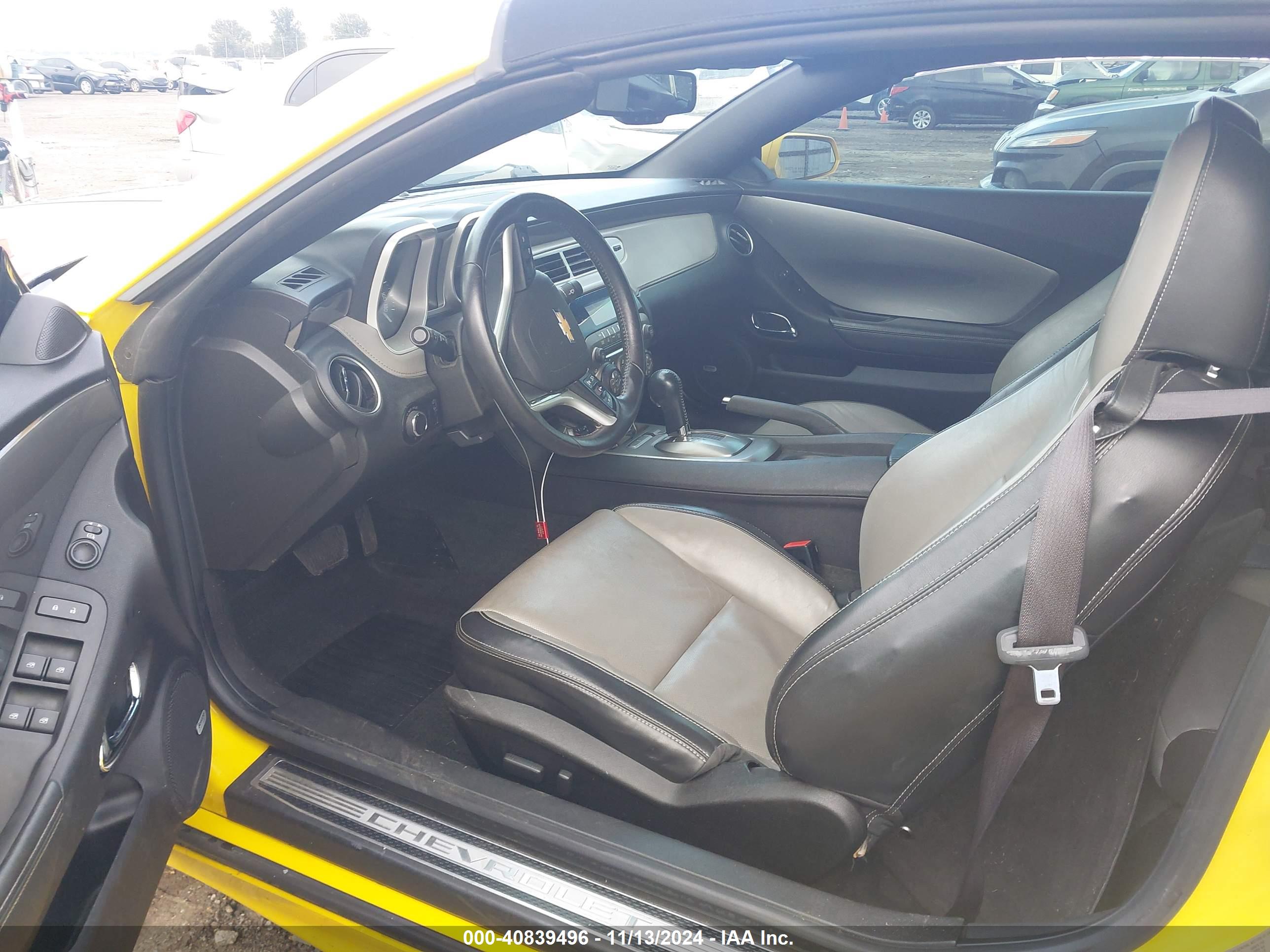 CHEVROLET CAMARO image 5
