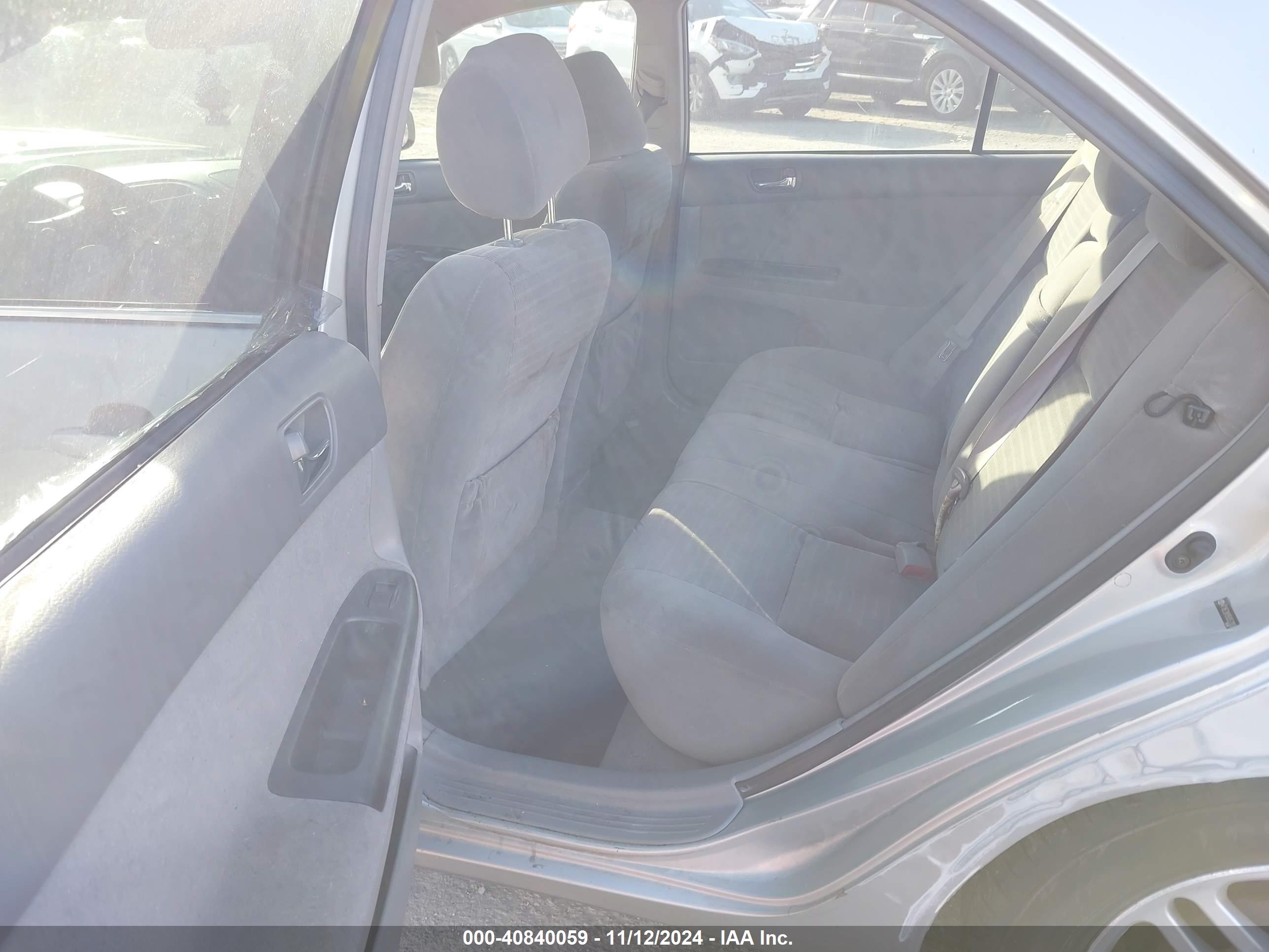 TOYOTA CAMRY image 8
