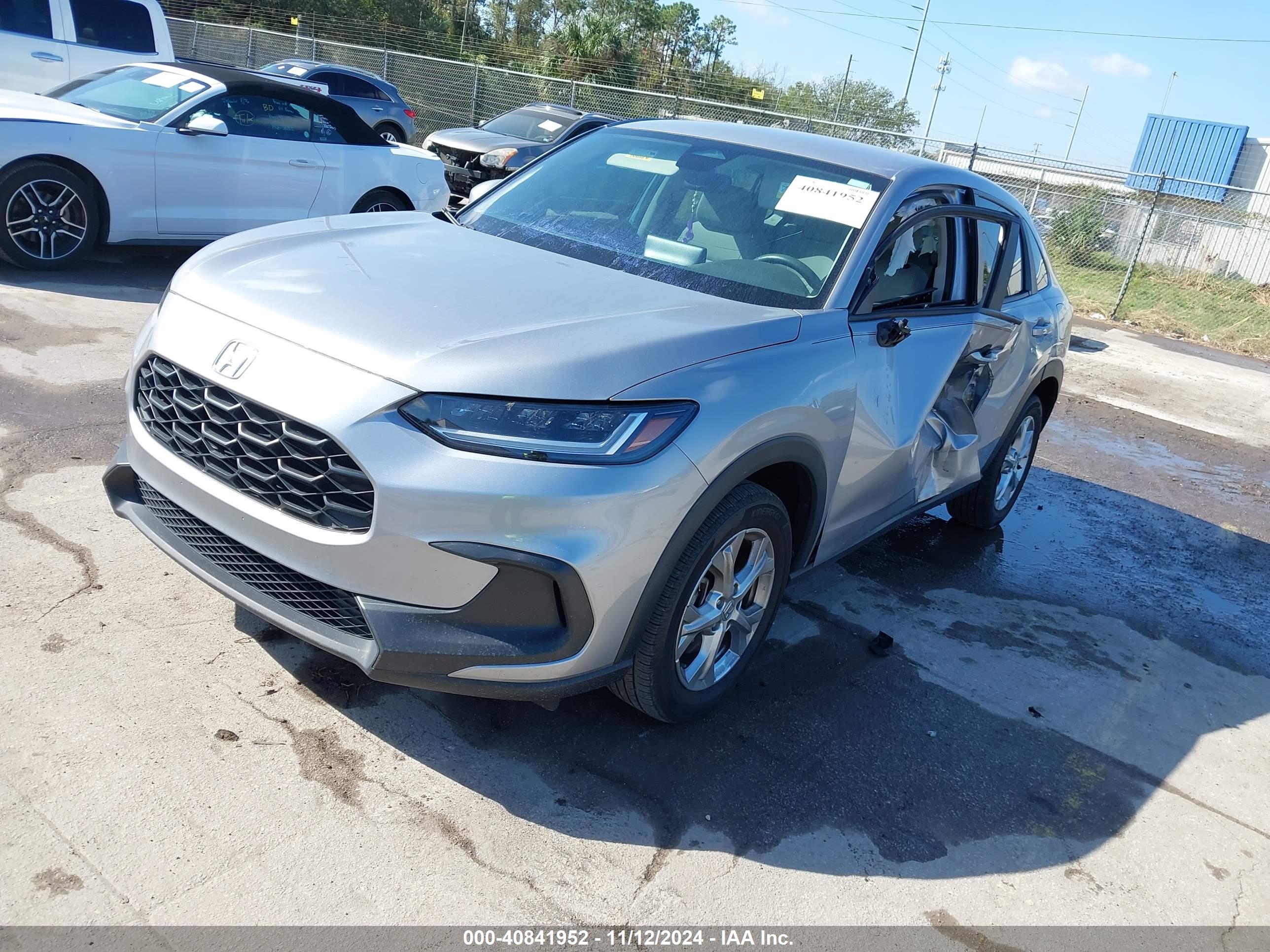 HONDA HR-V image 2