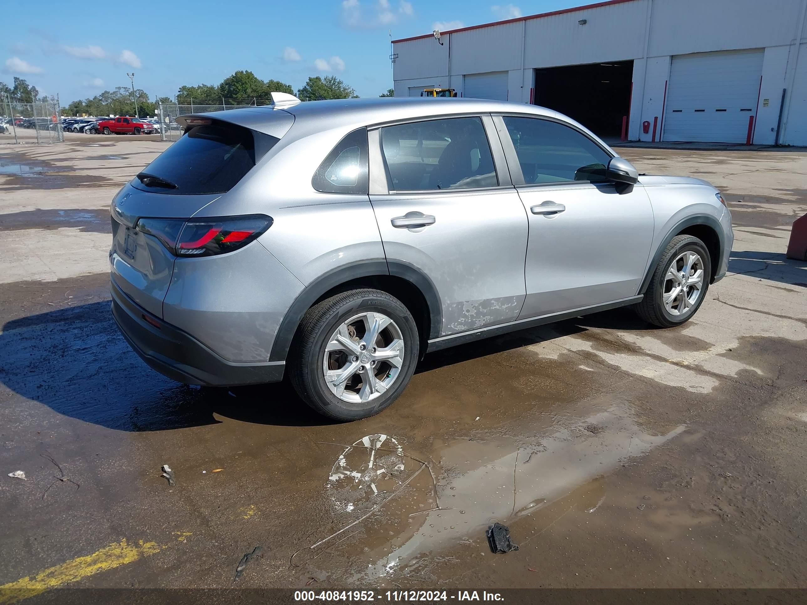 HONDA HR-V image 4