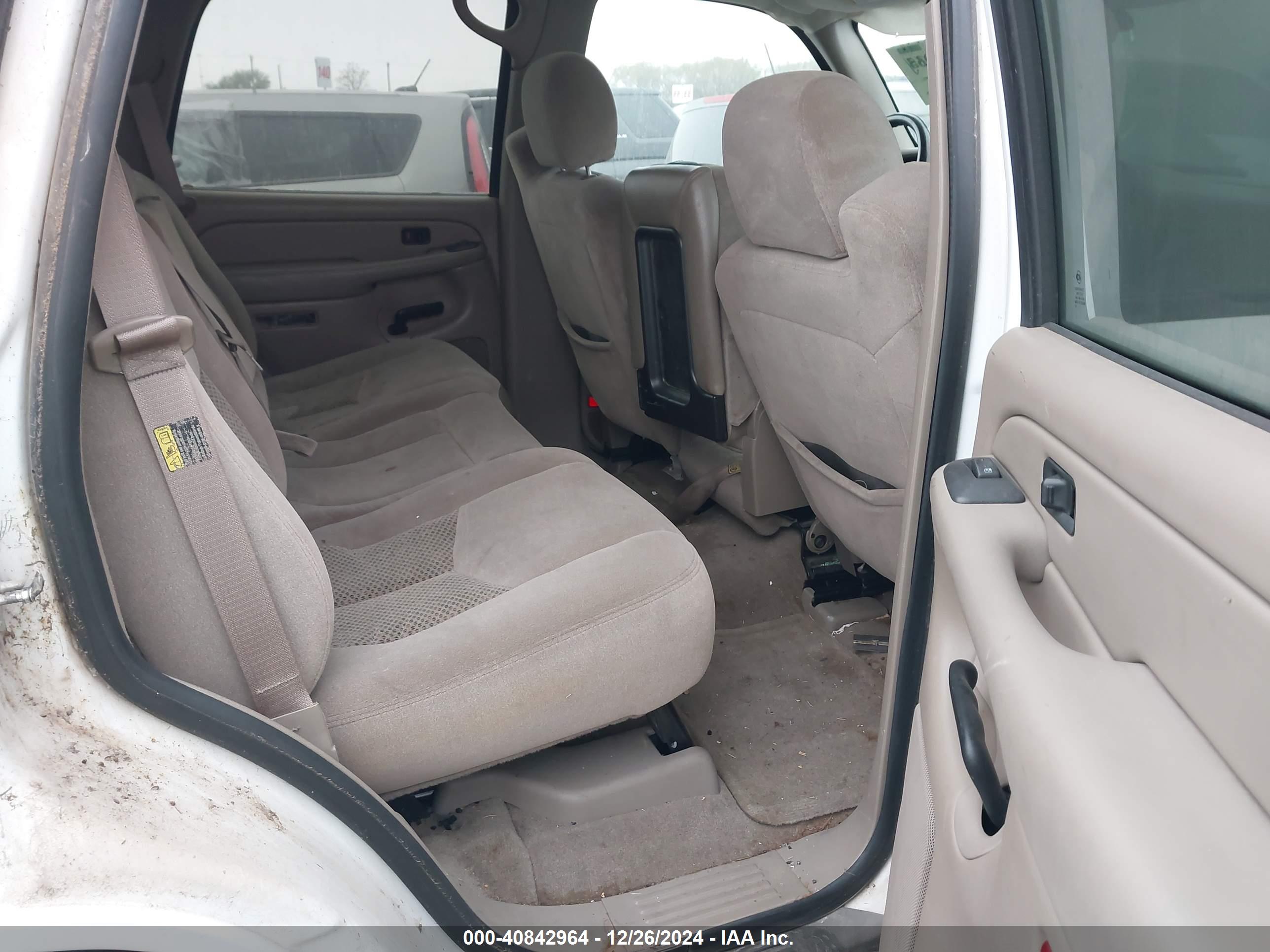 CHEVROLET TAHOE image 8