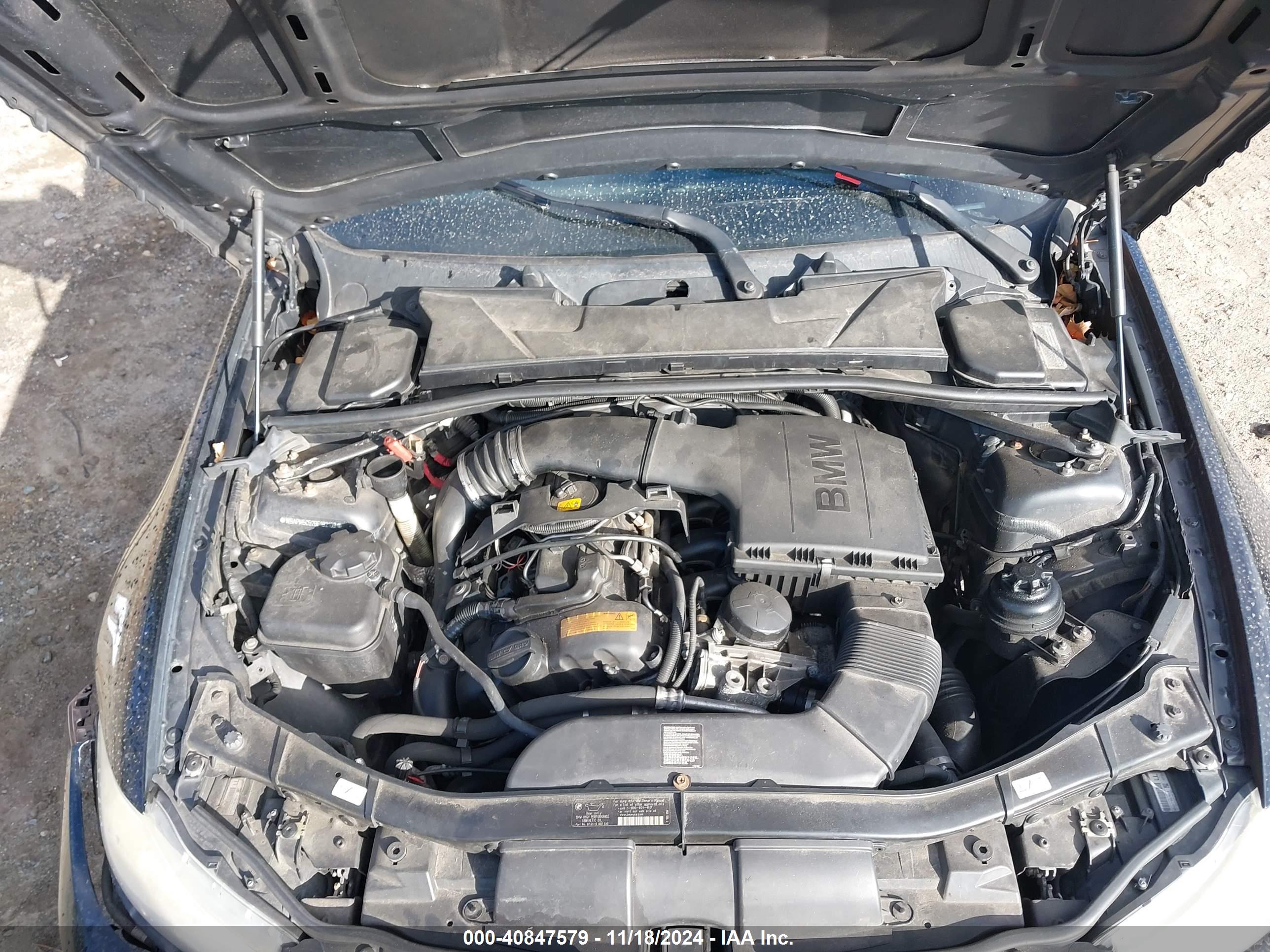 BMW 335I image 10