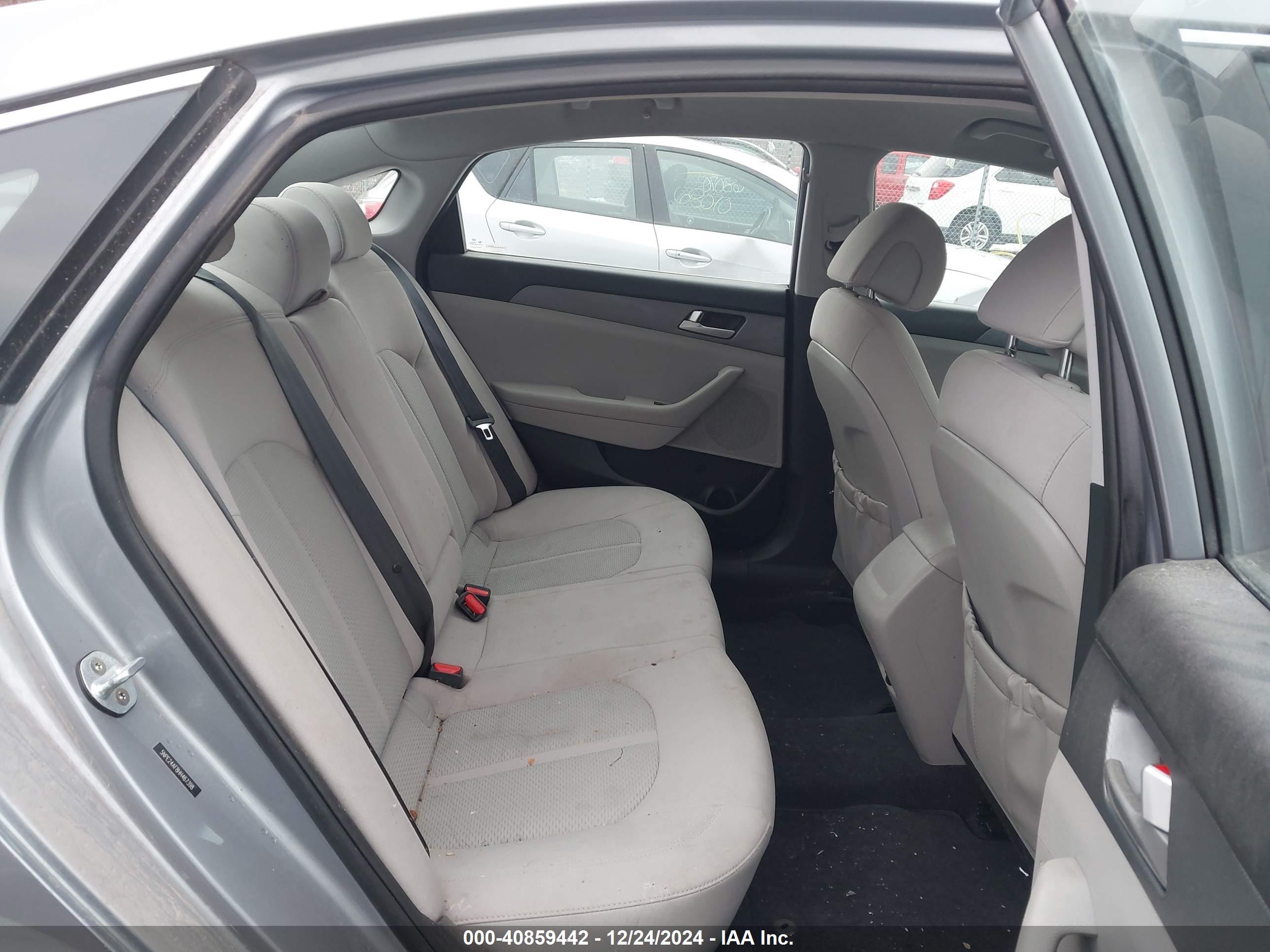 HYUNDAI SONATA image 8