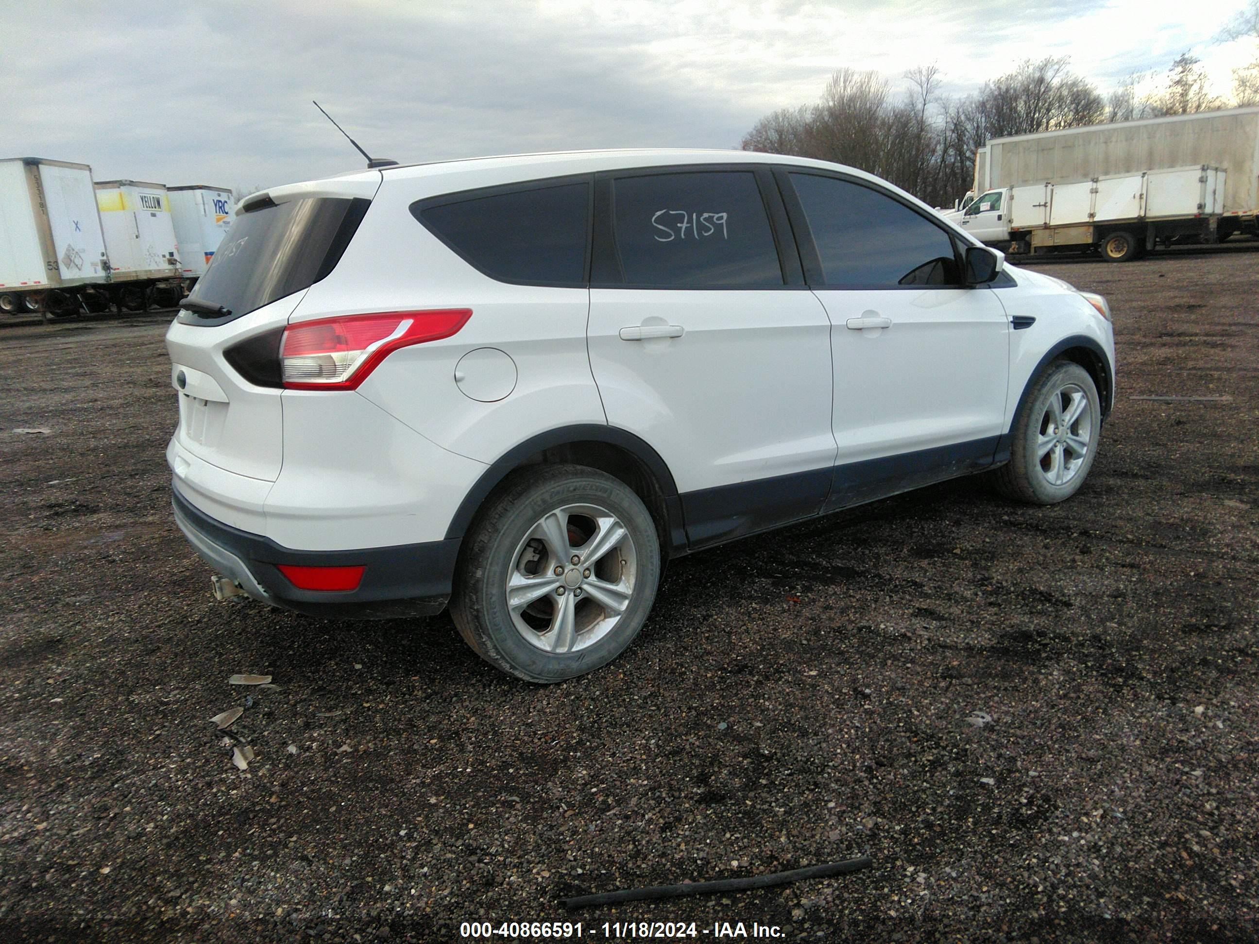 FORD ESCAPE image 4