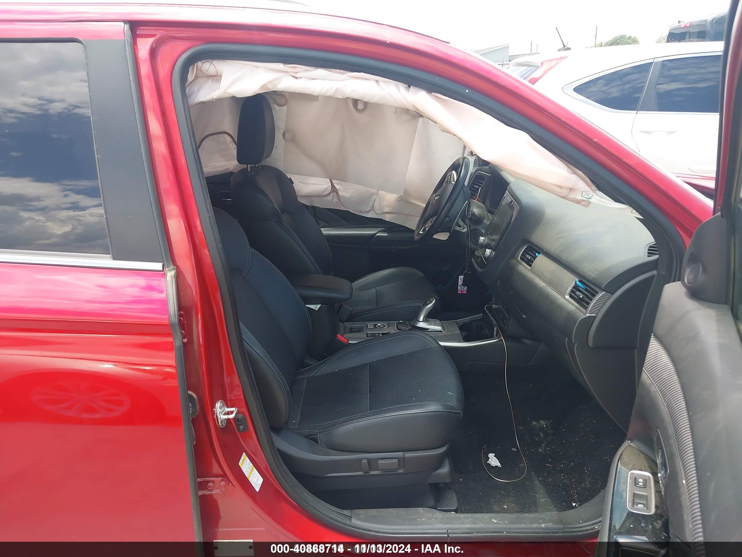 MITSUBISHI OUTLANDER image 5