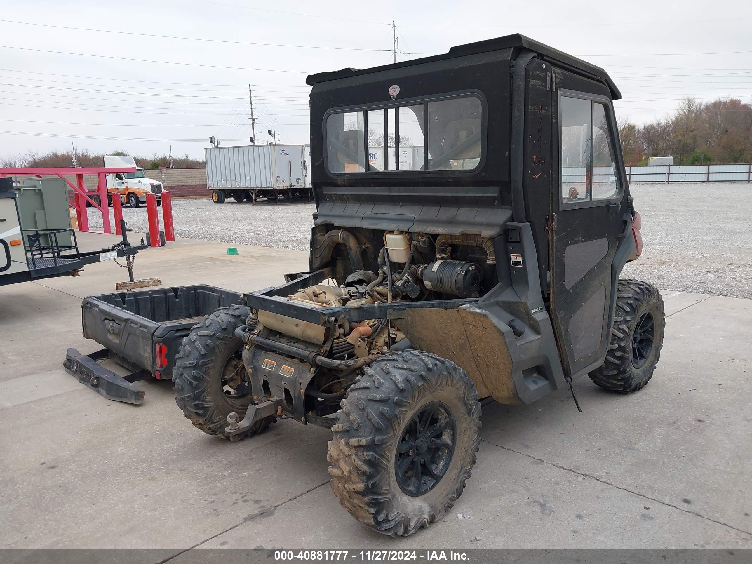 CAN-AM DEFENDER image 4