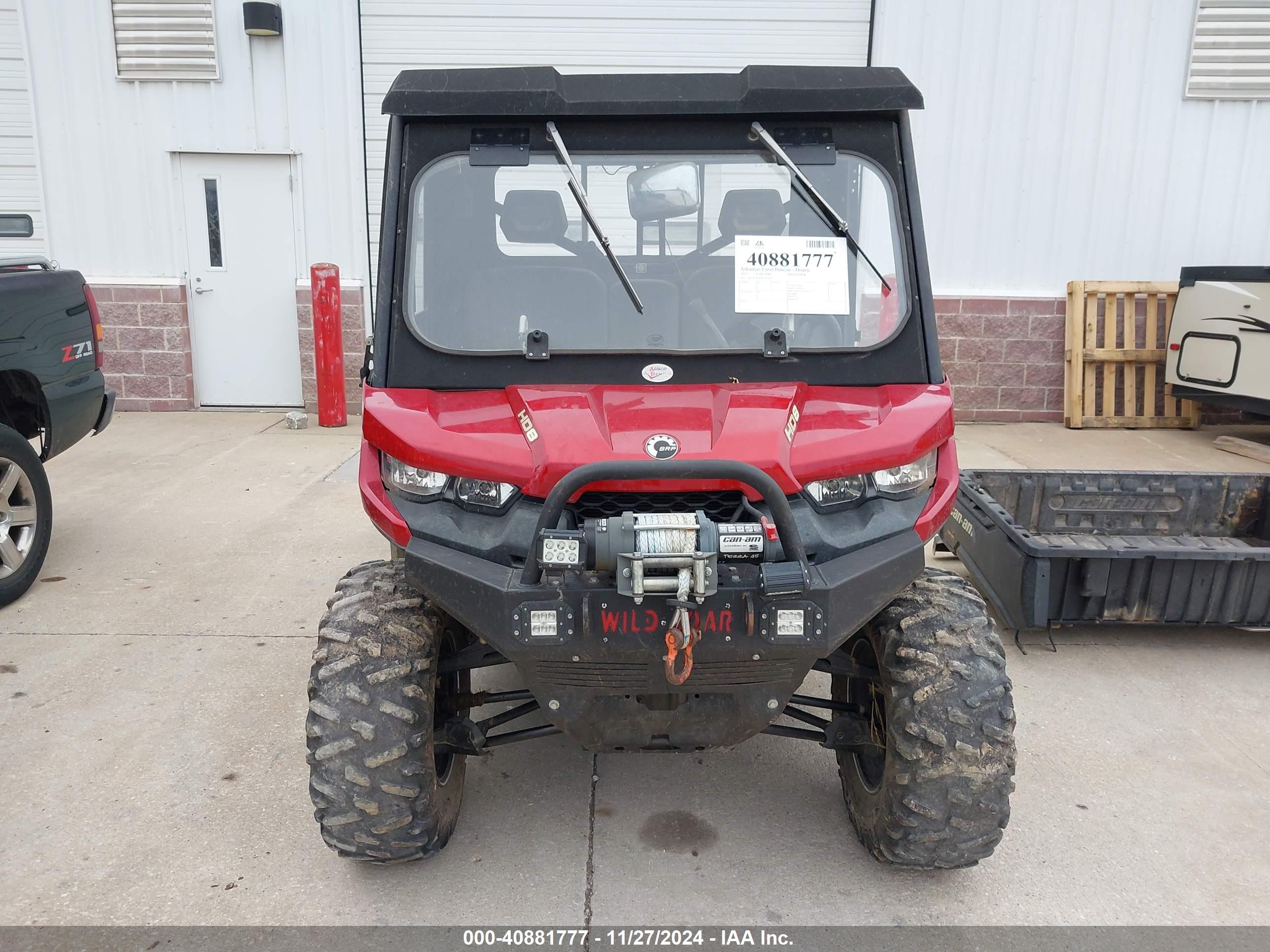 CAN-AM DEFENDER image 5