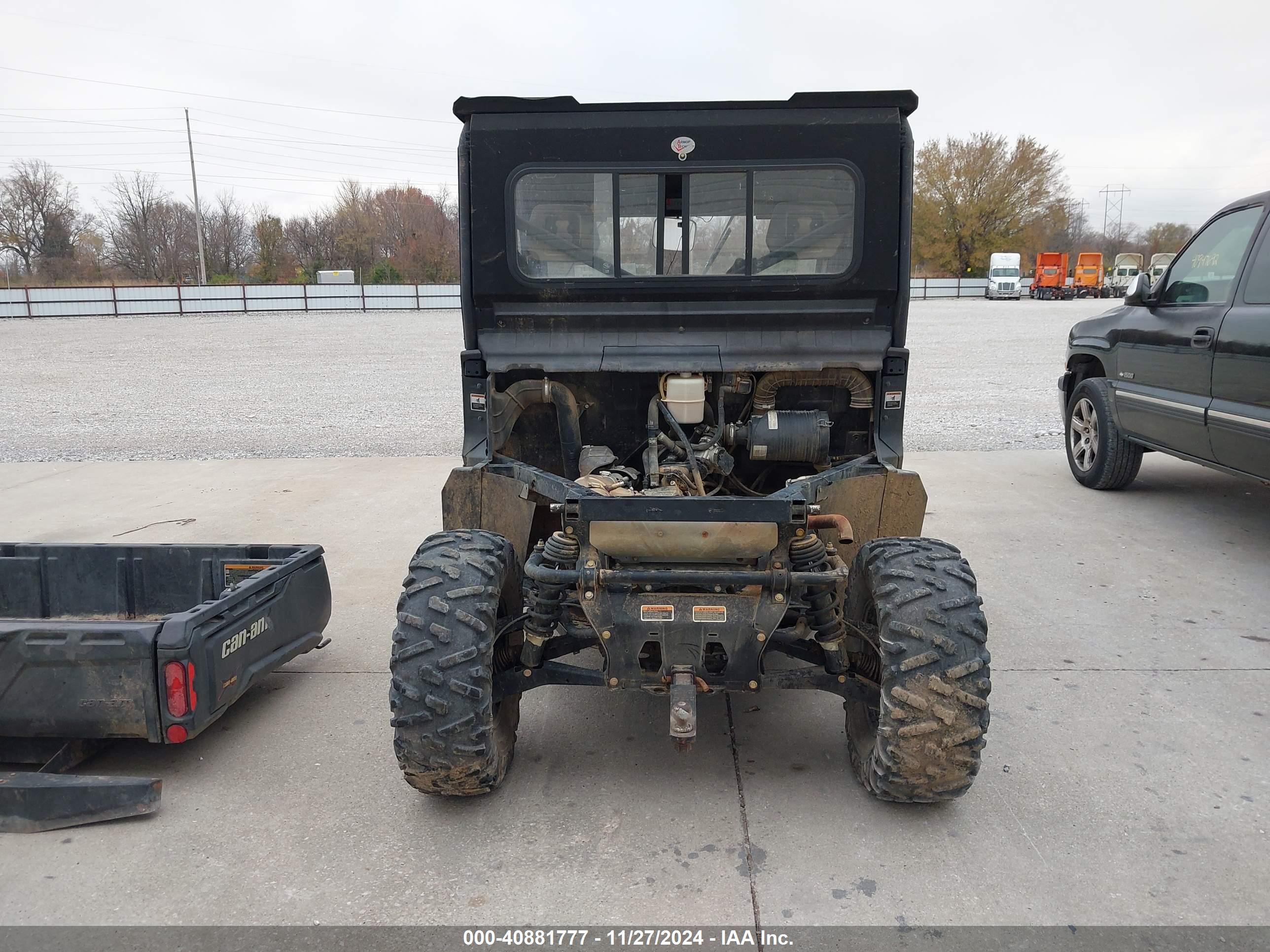 CAN-AM DEFENDER image 6