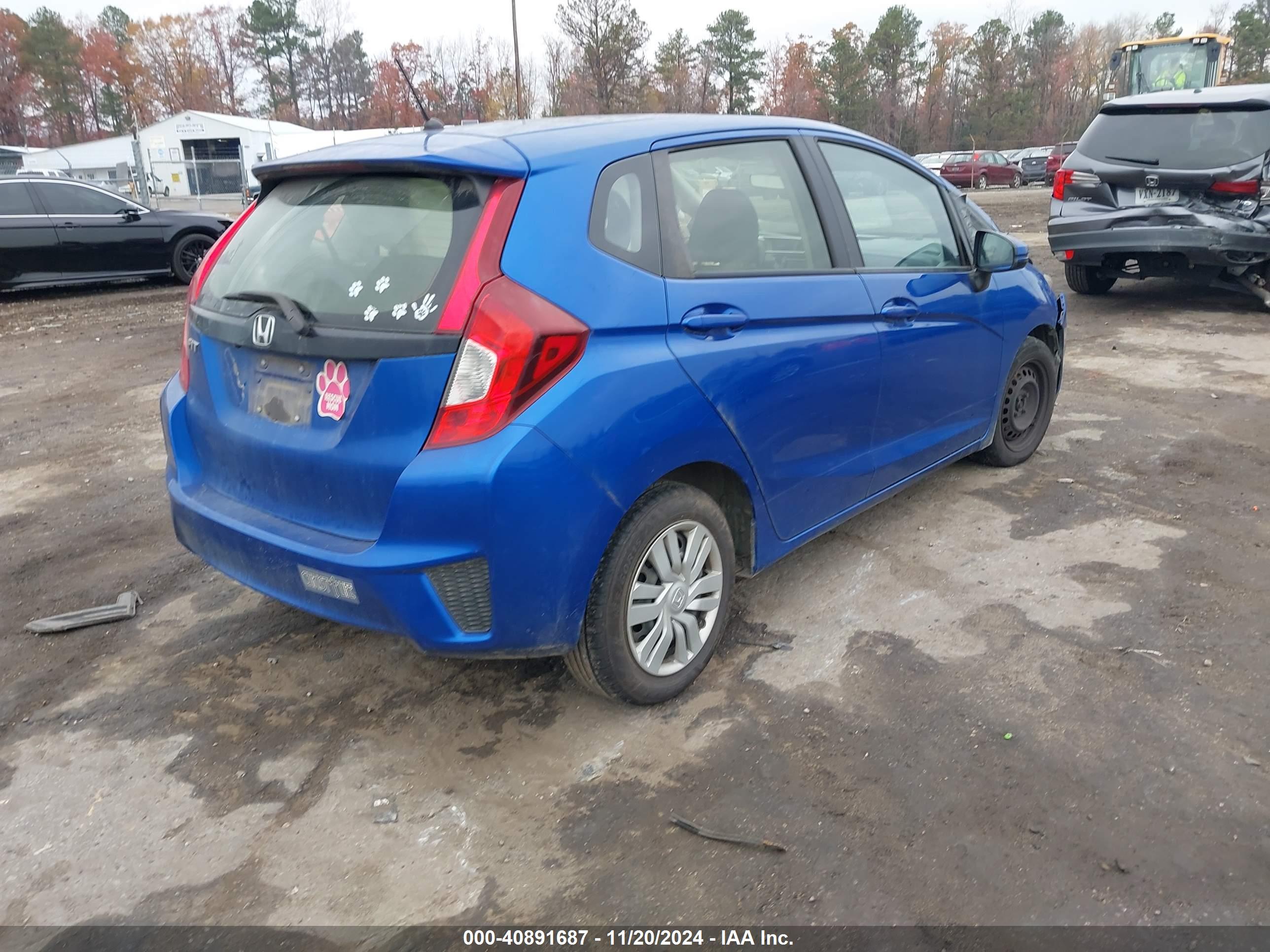 HONDA FIT image 4
