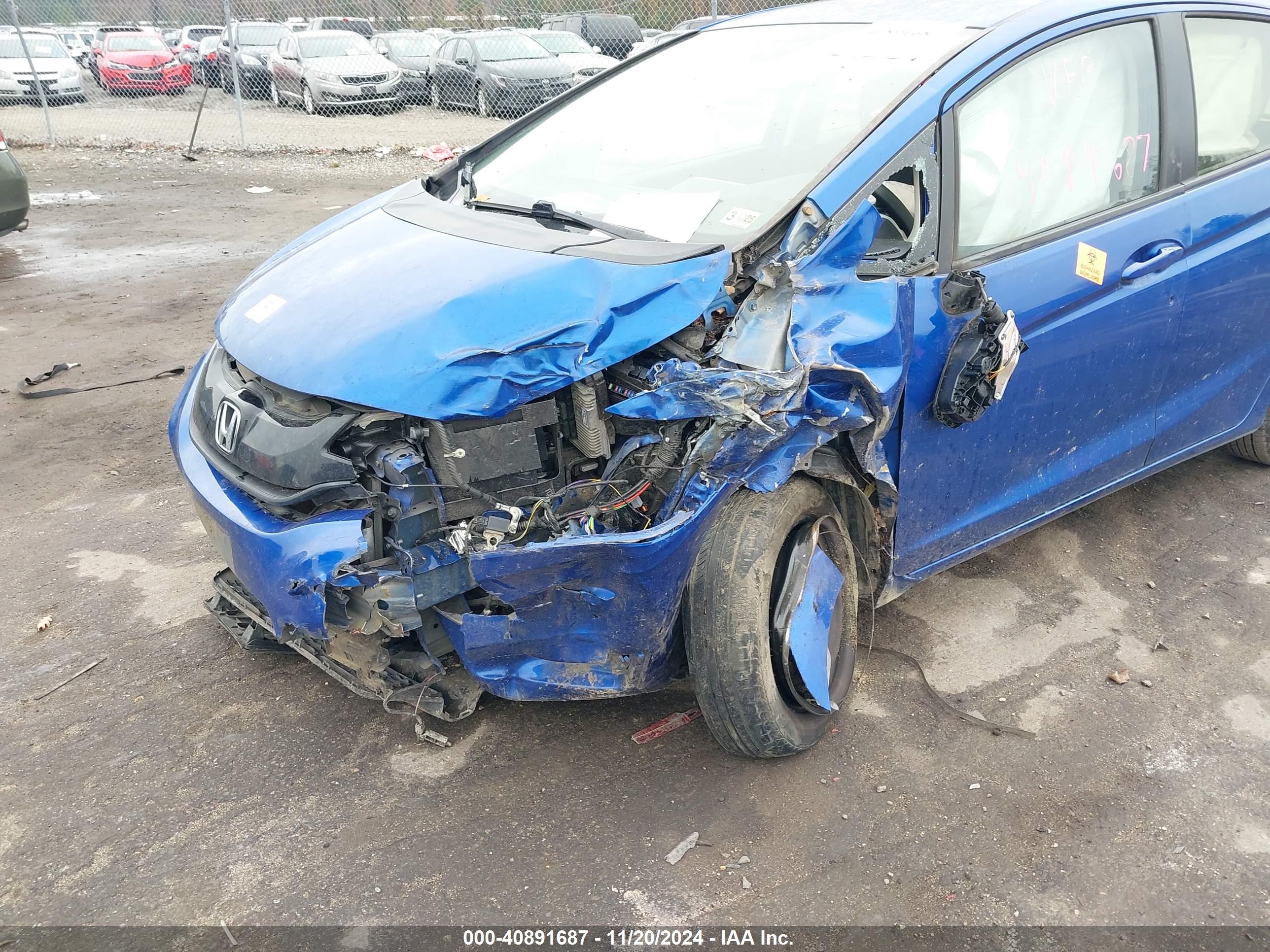 HONDA FIT image 6