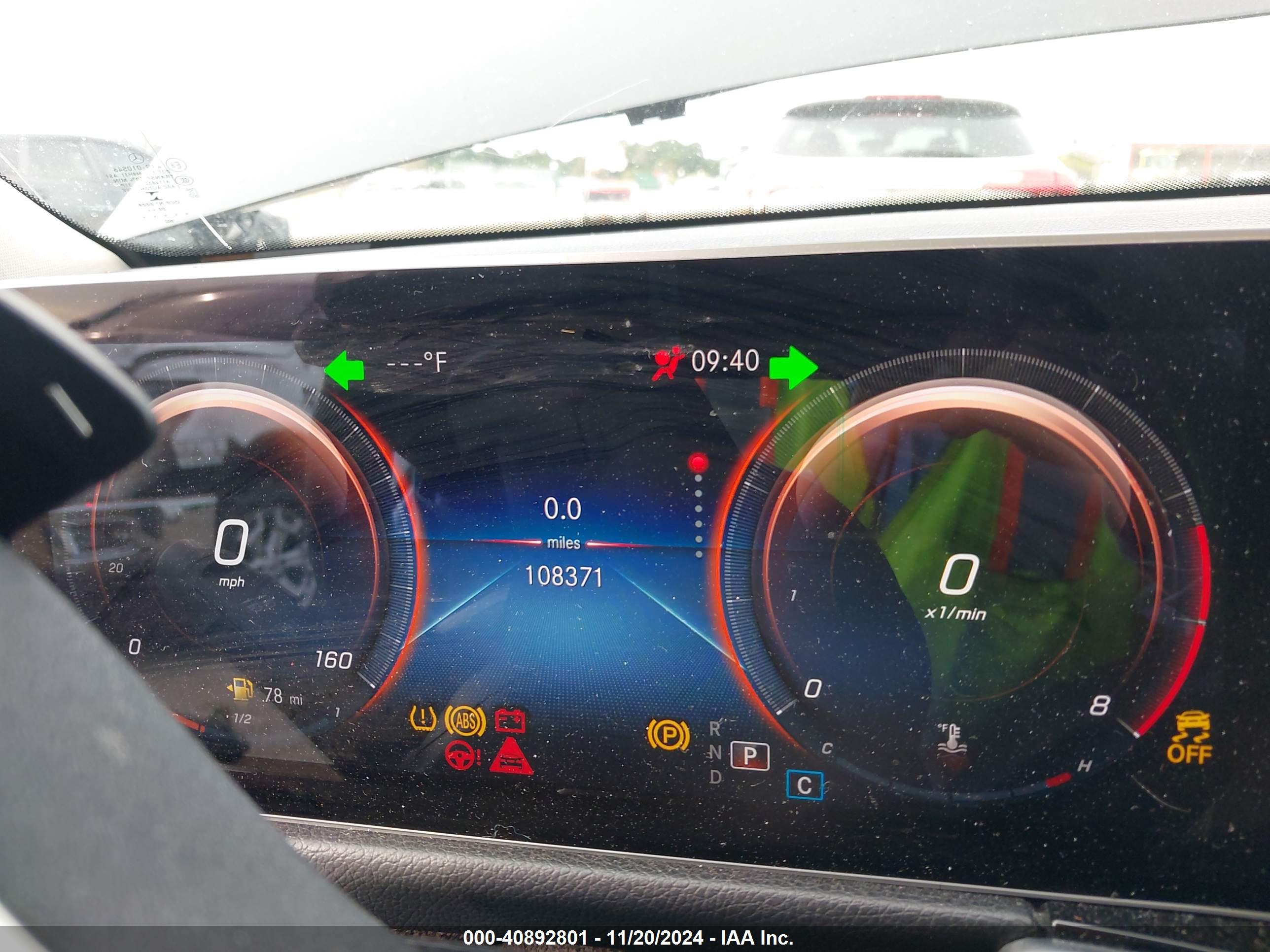 MERCEDES-BENZ GLB image 7