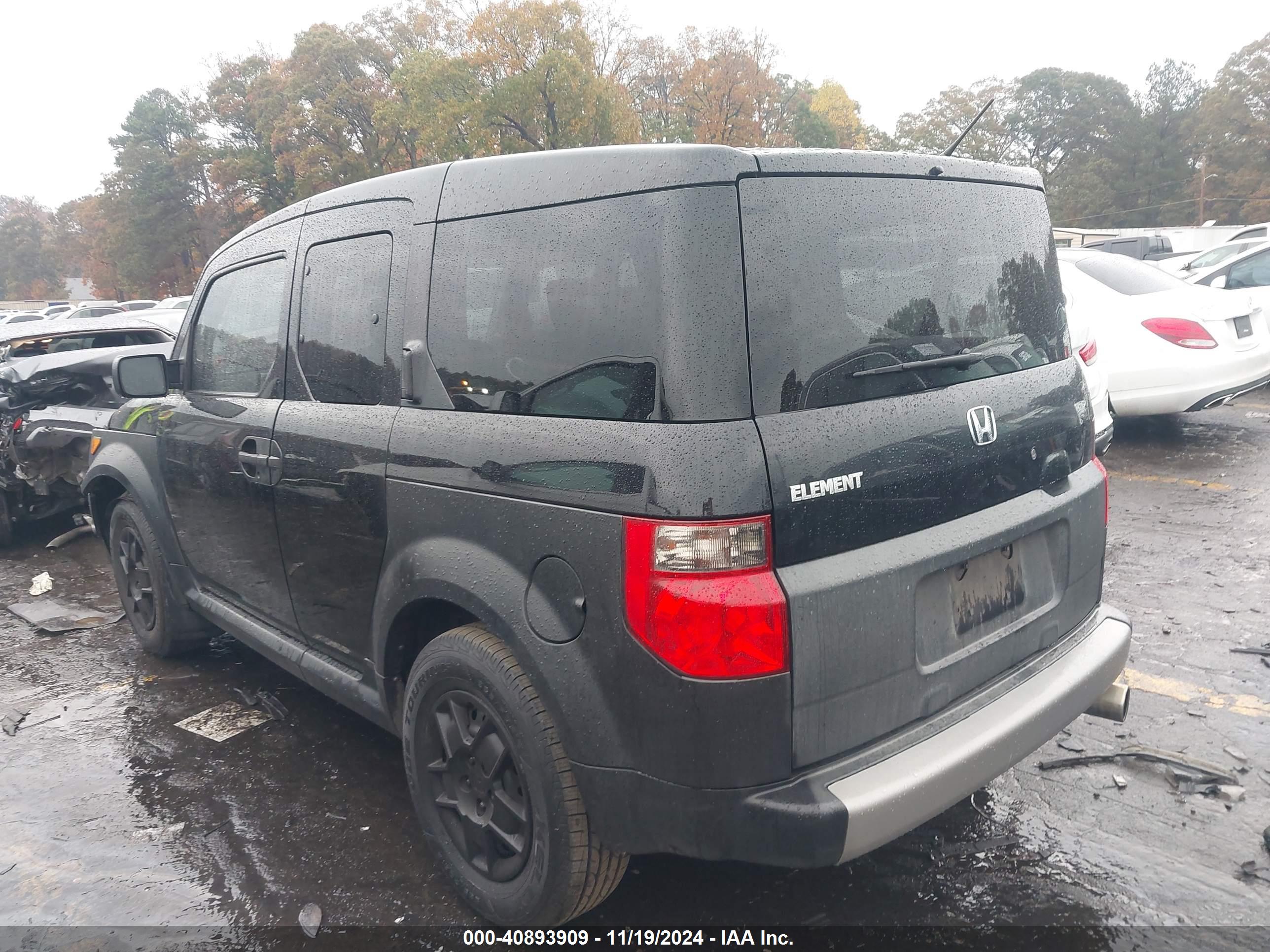 HONDA ELEMENT image 3