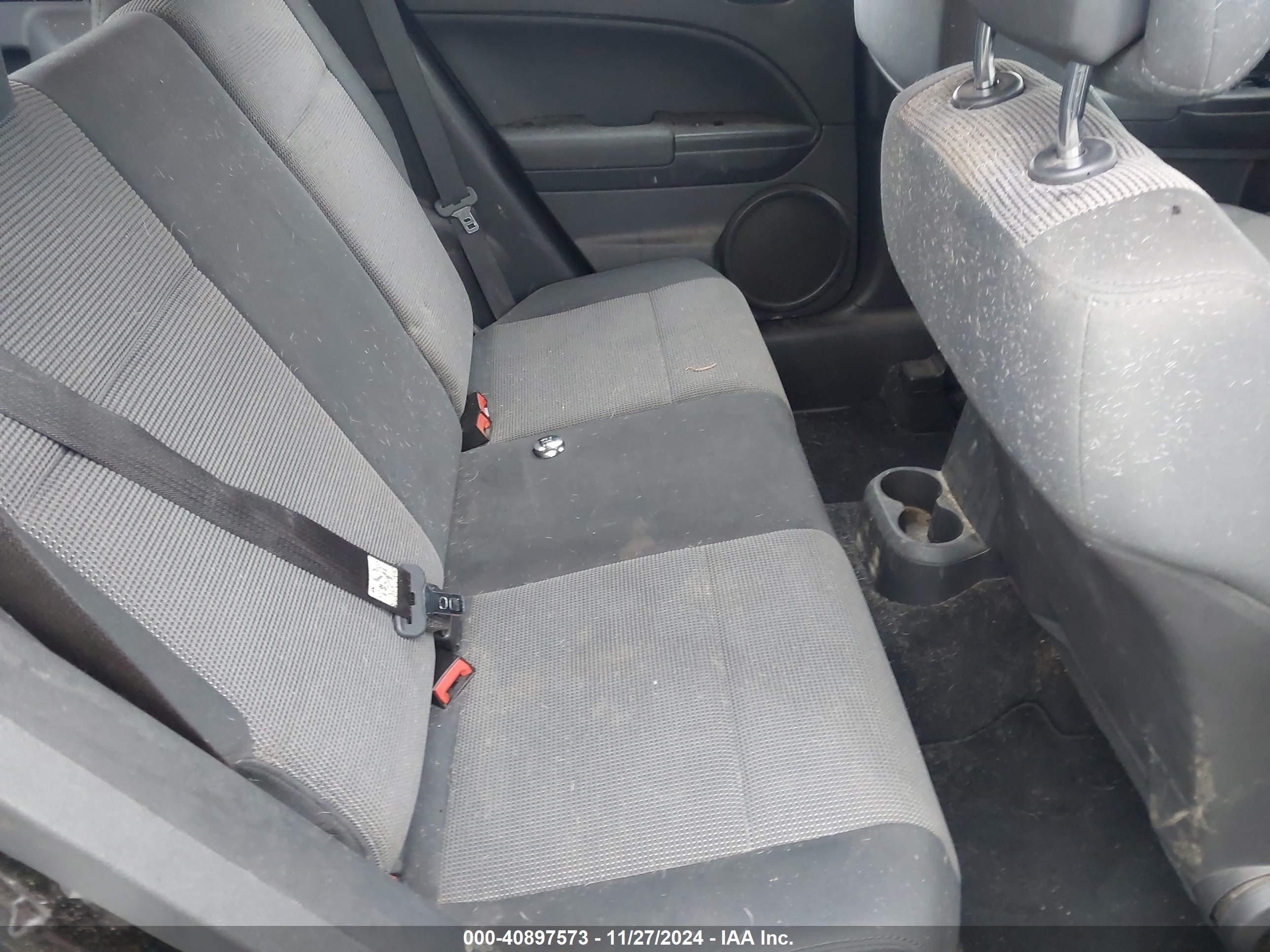 DODGE CALIBER image 8