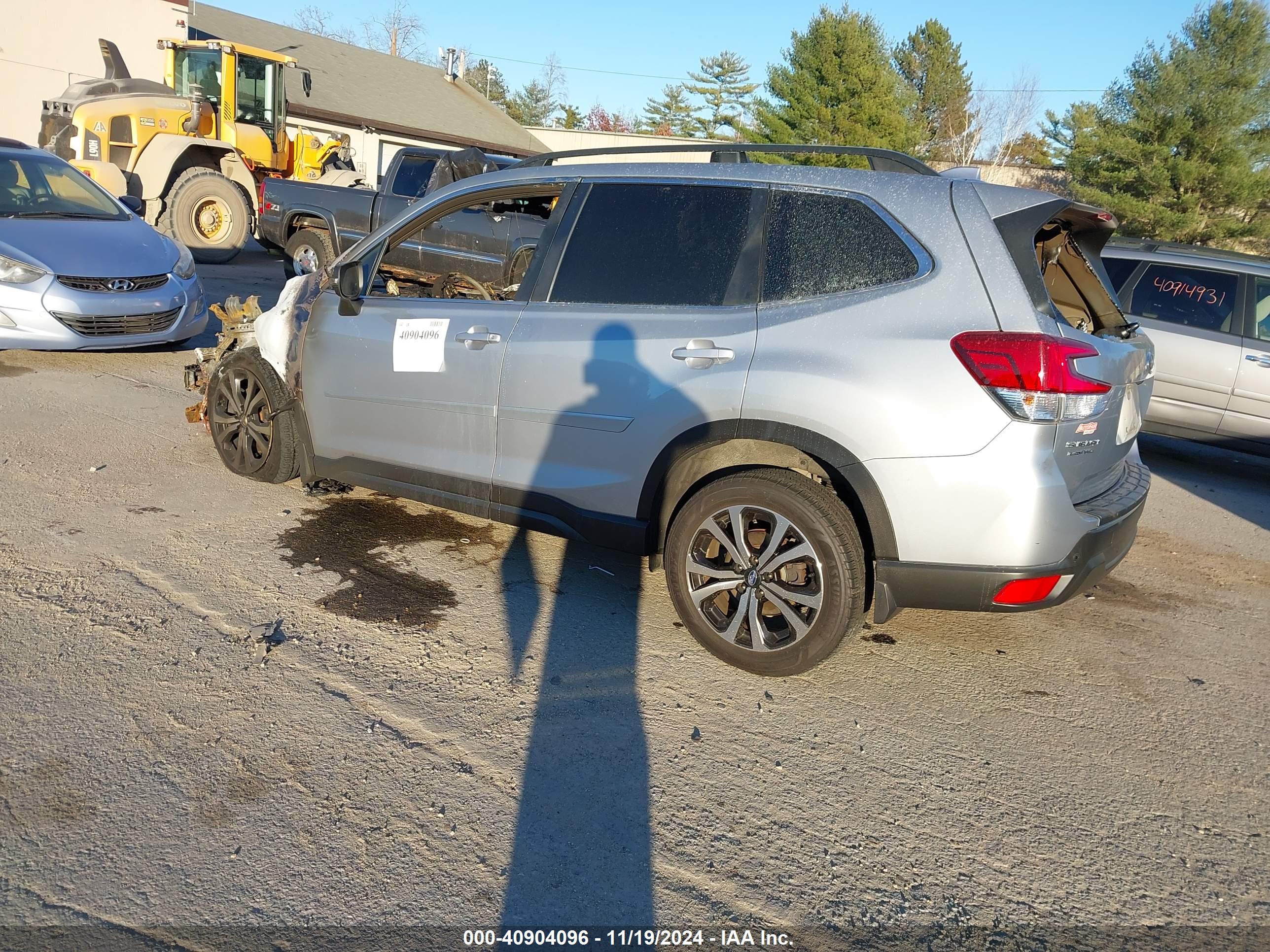 SUBARU FORESTER image 3