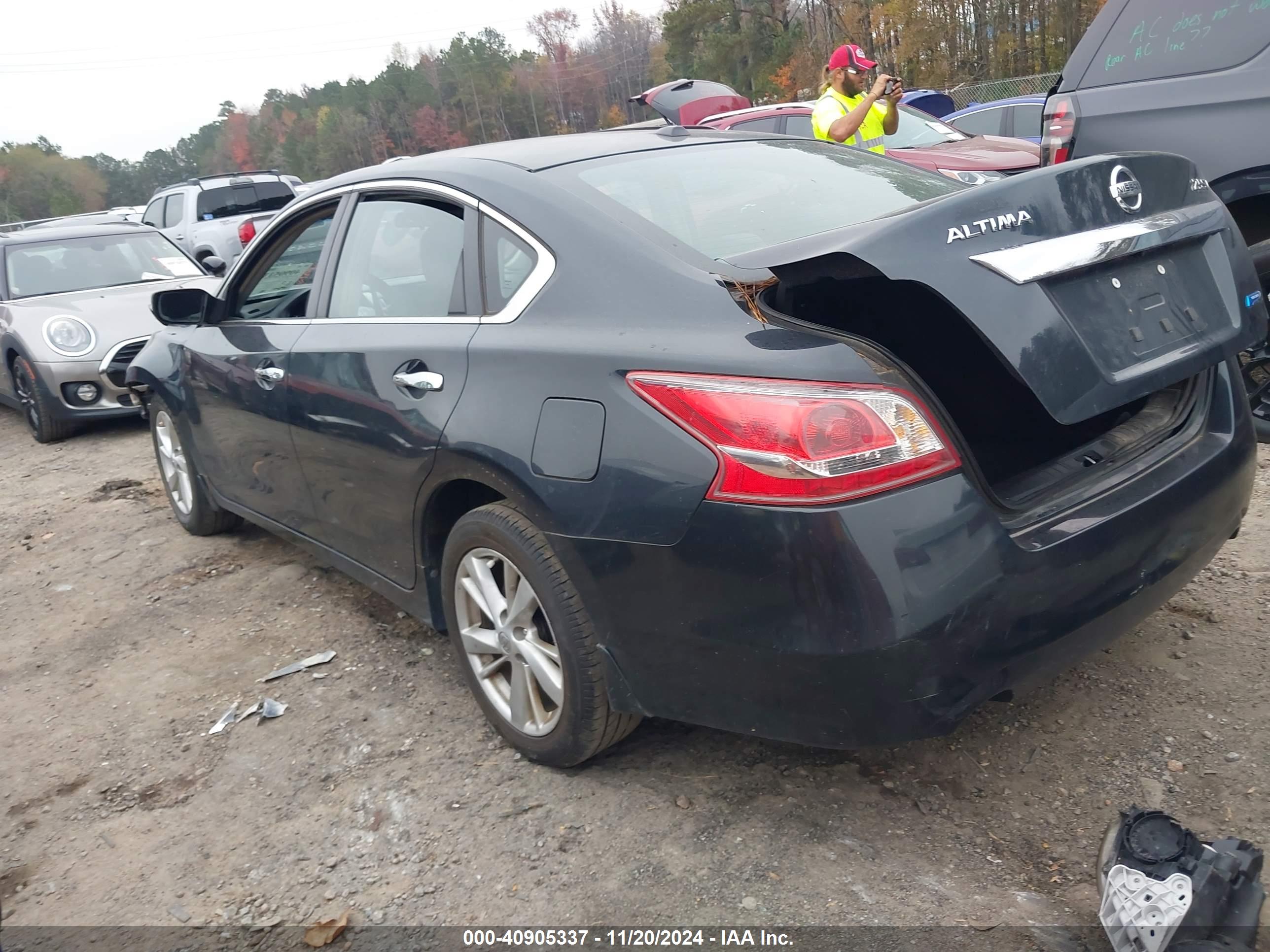 NISSAN ALTIMA image 3