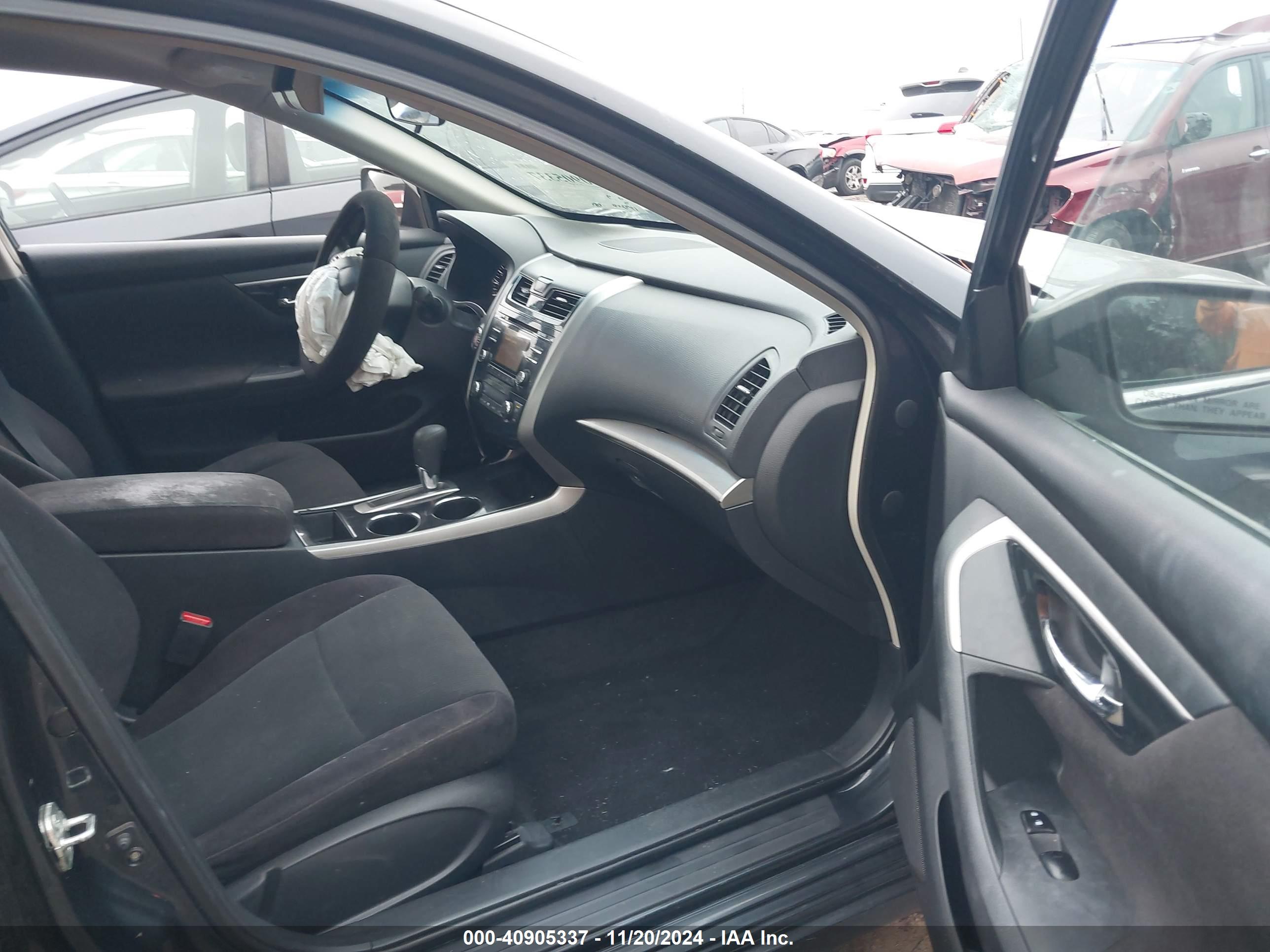 NISSAN ALTIMA image 5