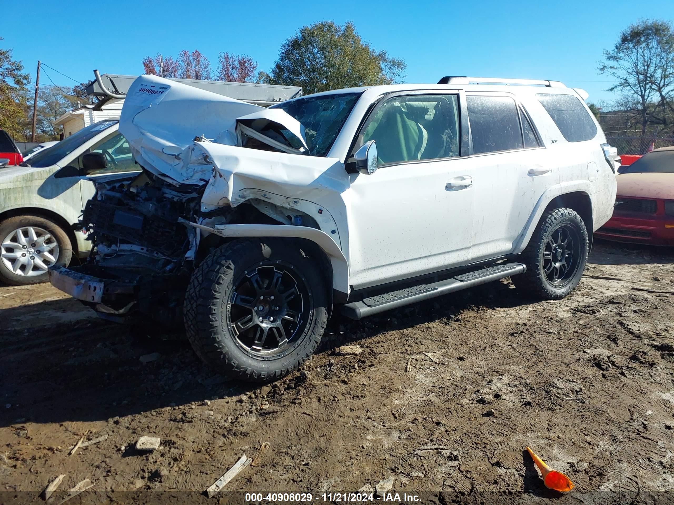 TOYOTA 4RUNNER image 2