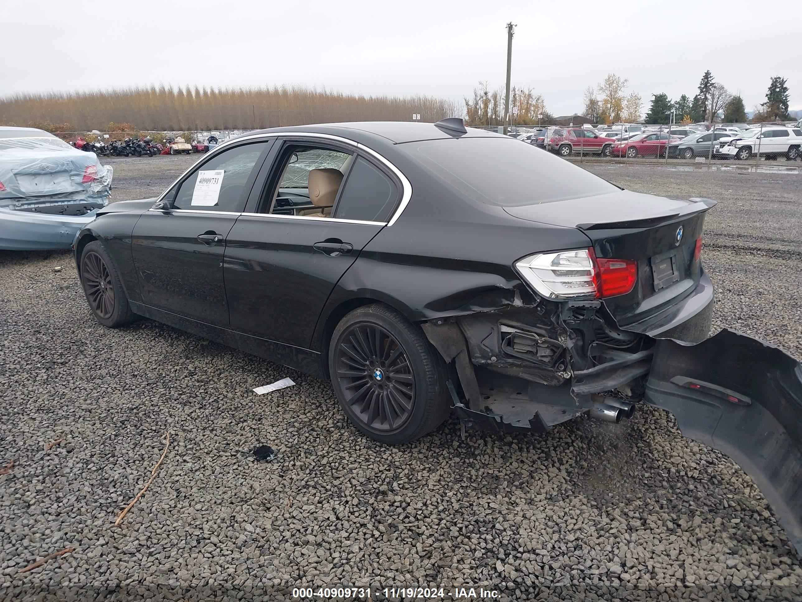 BMW 328I image 3