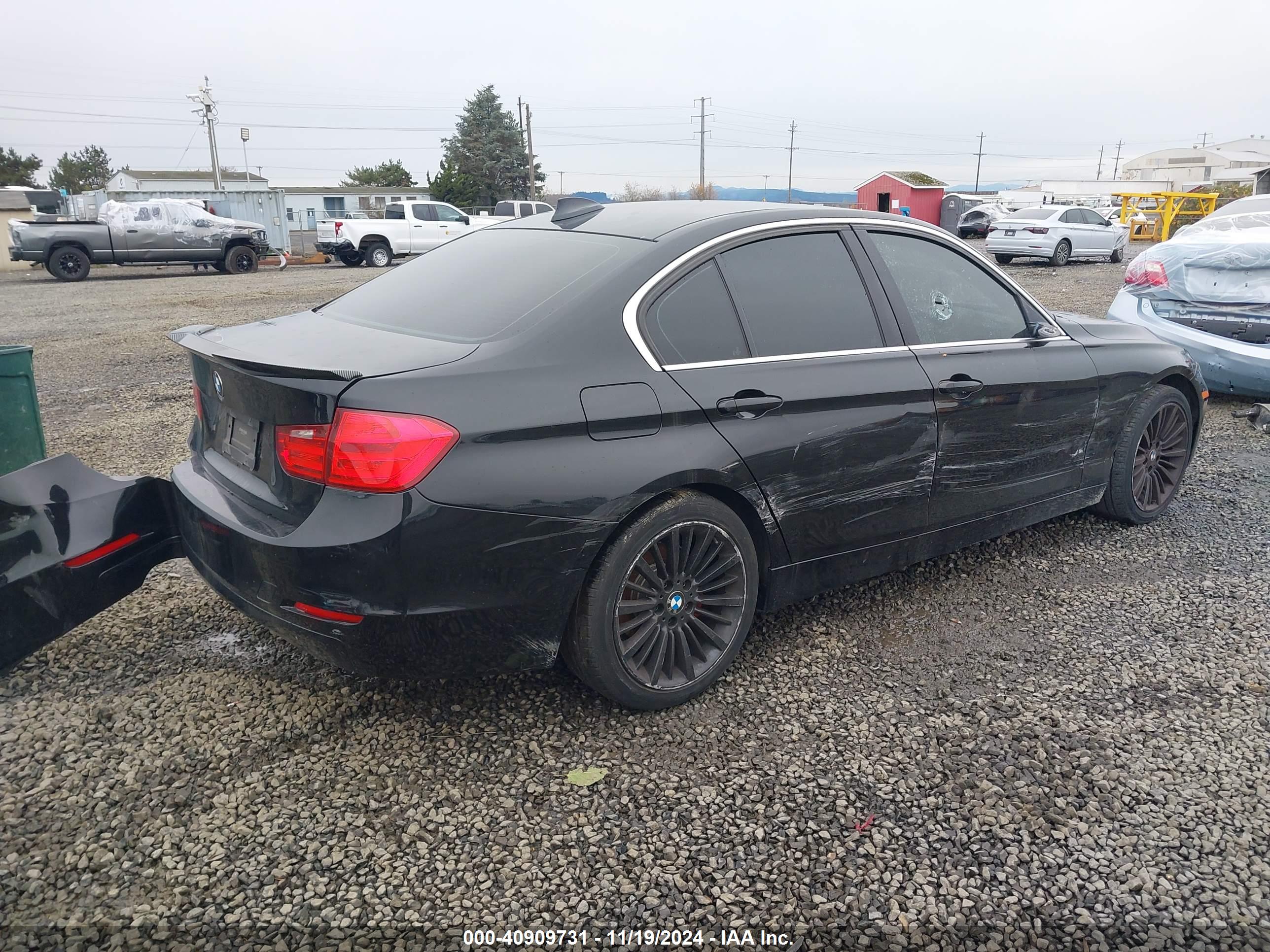 BMW 328I image 4